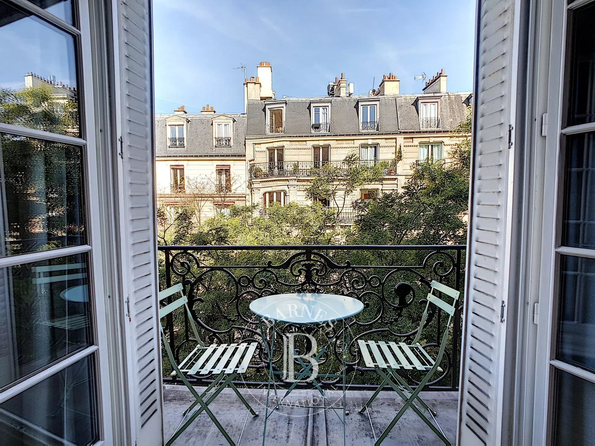 Daire Paris 18ème - picture 9