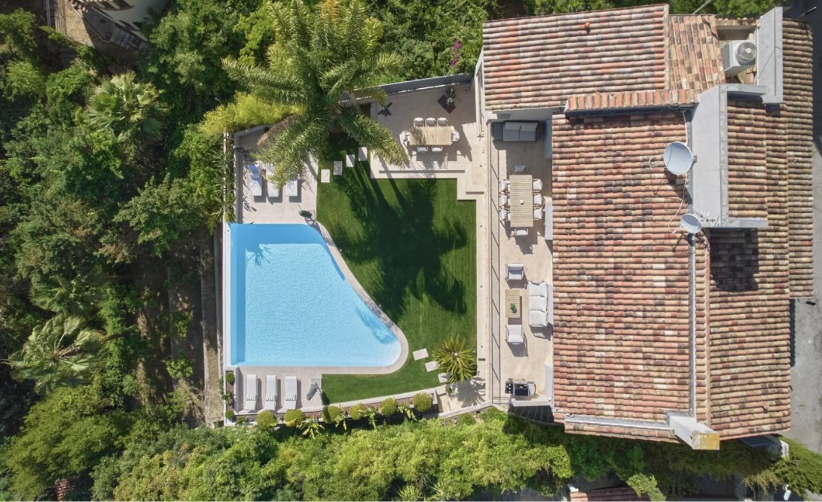 SUPER CANNES  -VUE MER PANORAMIQUE  – 320M2