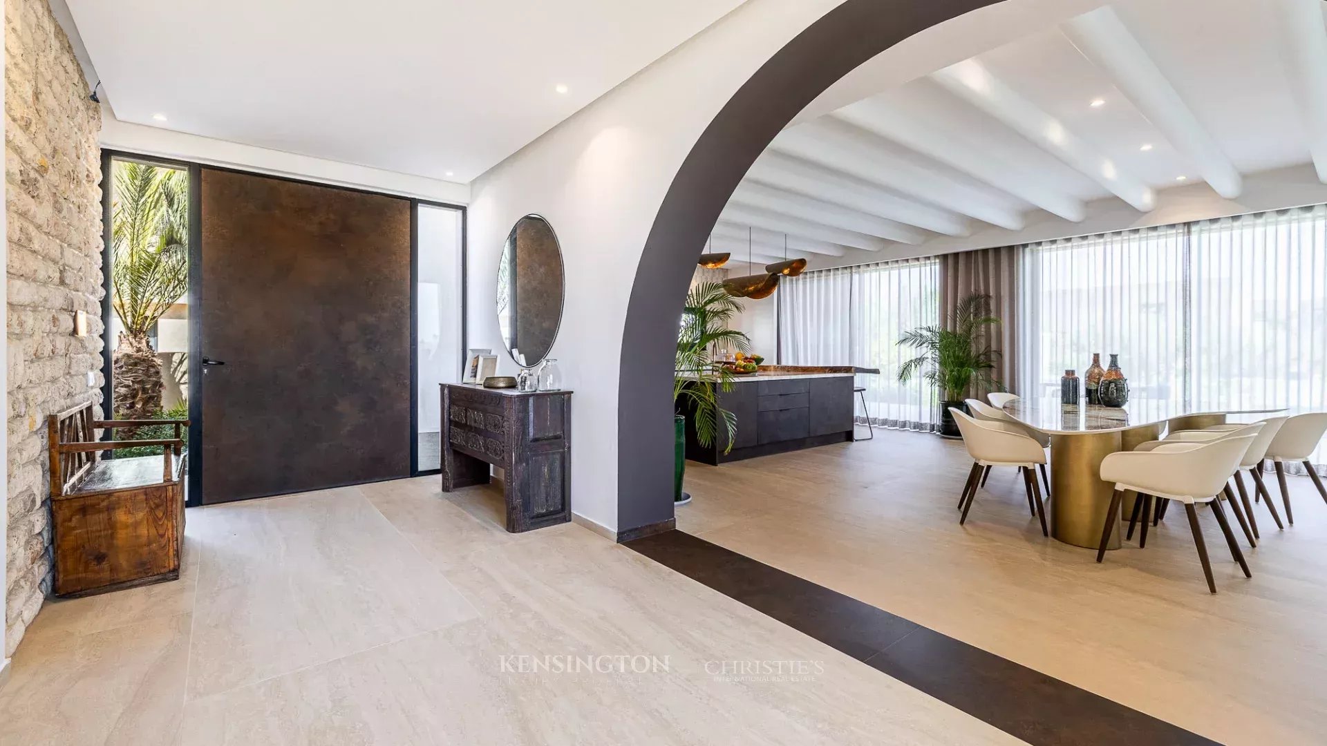 5 Bedroom Villa/Townhouse's Image 11