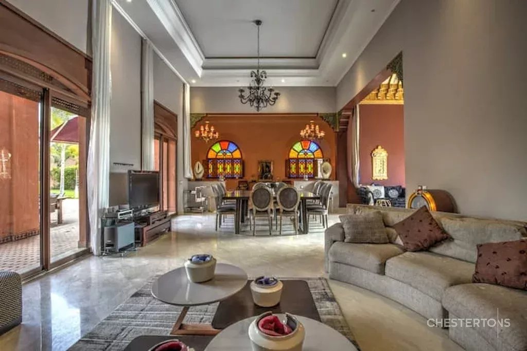  Image of Villa - 6 Bedrooms for Sale in Marrakech-Ménara-Marrakech-Morocco, Image 31