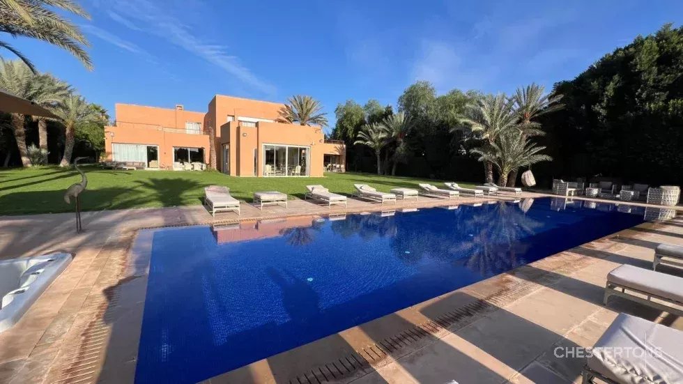 Image of Villa - 5 Bedrooms for Sale in Marrakech-Ménara-Marrakech-Morocco, Image 1