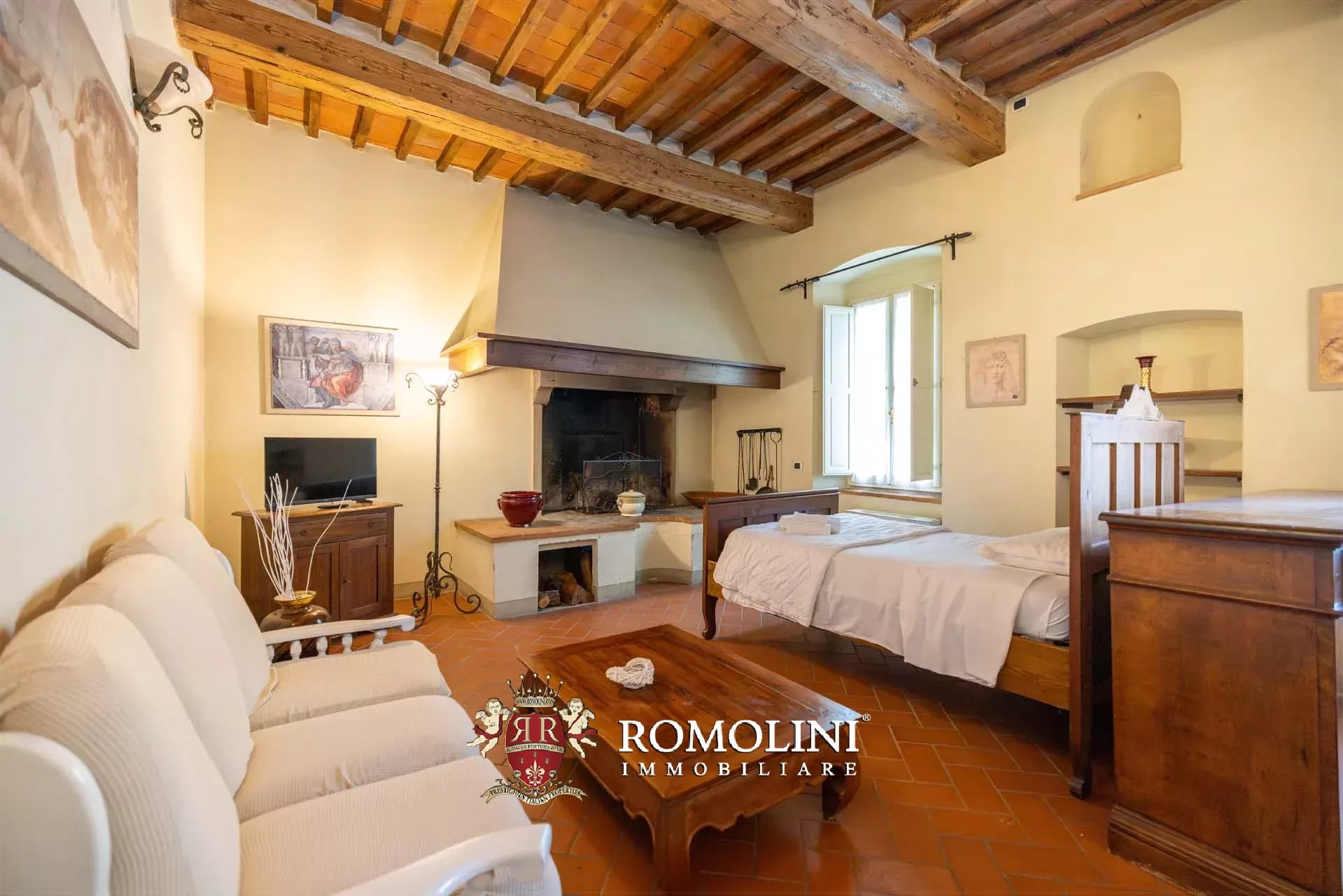 15 Bedroom Villa/Townhouse's Image 17