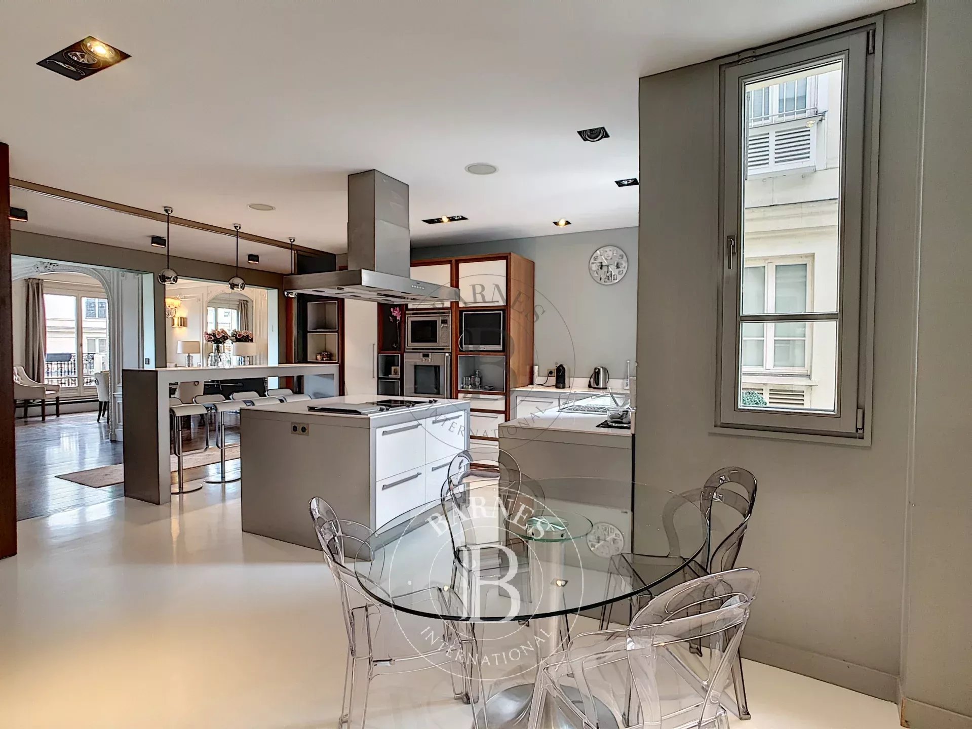 Daire Paris 8ème - picture 7