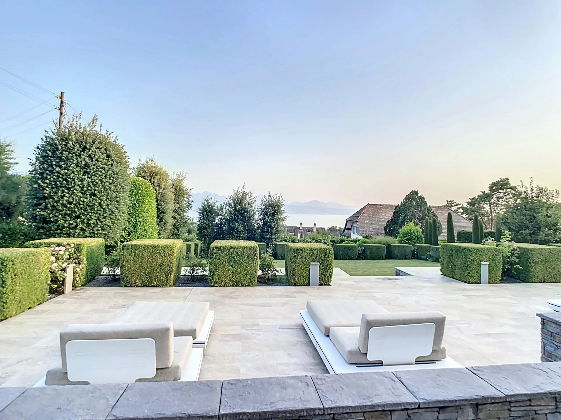 Vue lac et élégance intemporelle