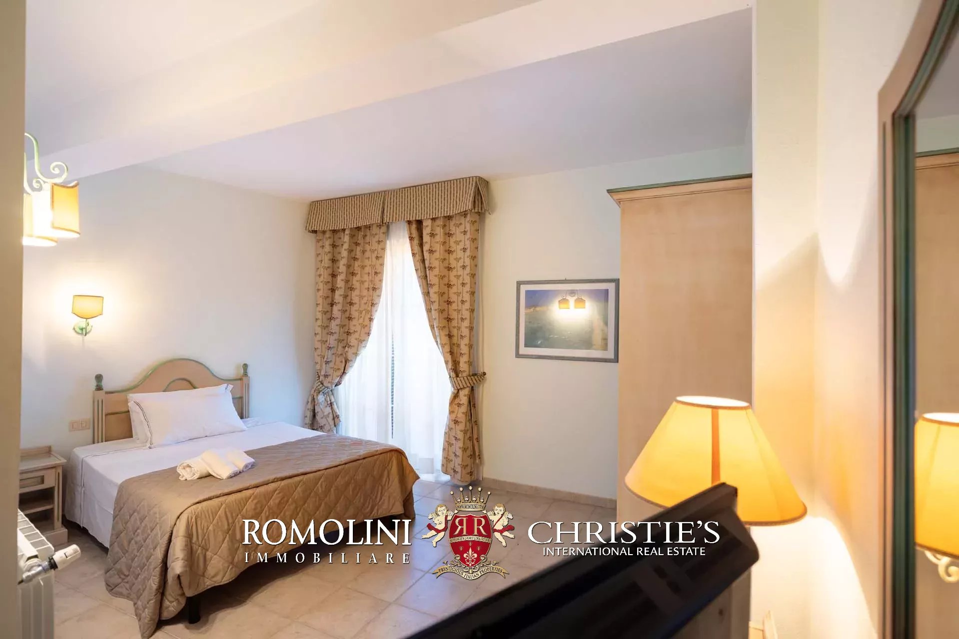 108 Bedroom Villa/Townhouse's Image 48