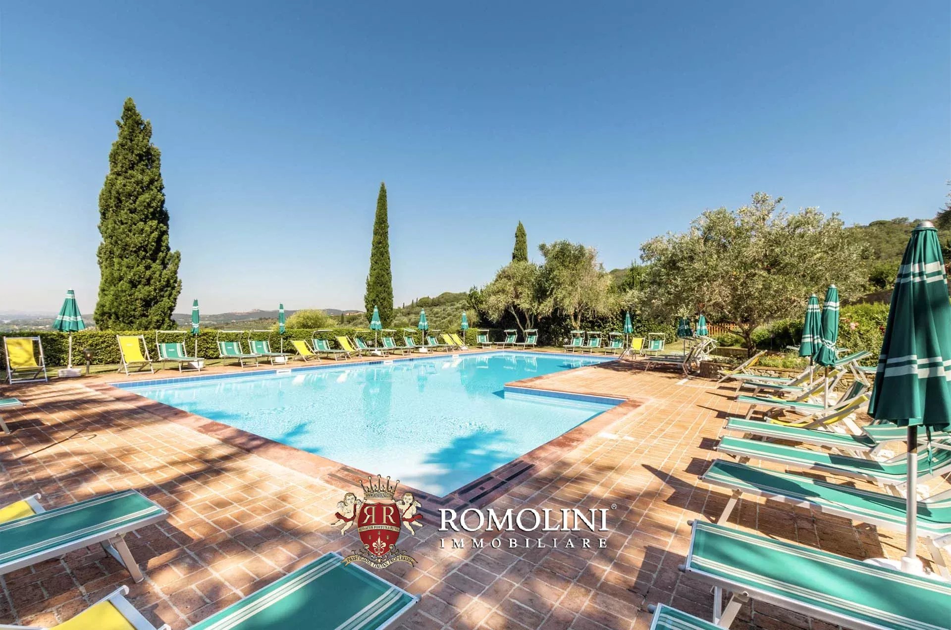 35 Bedroom Villa/Townhouse's Image 6