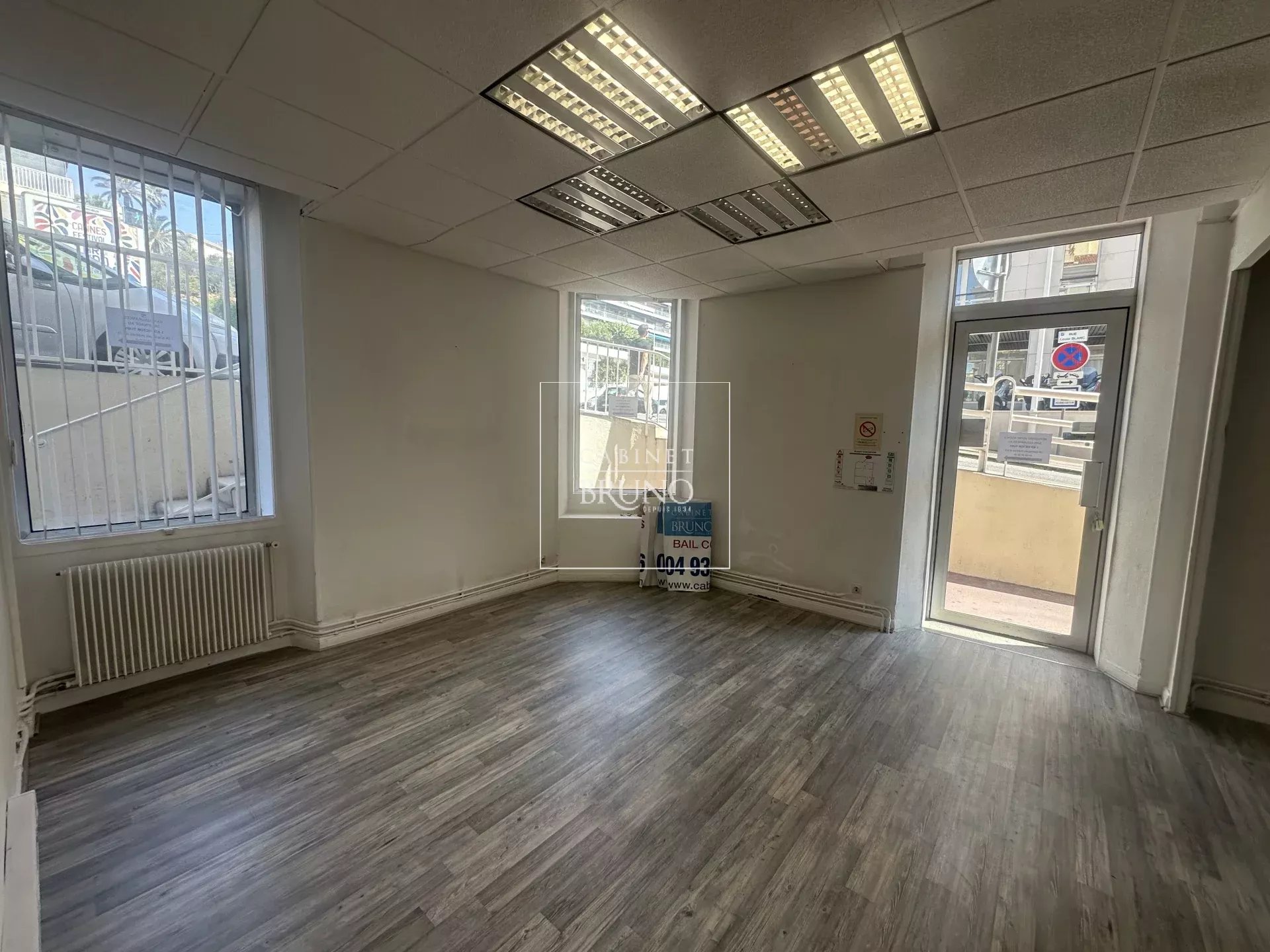 Rental Office Cannes