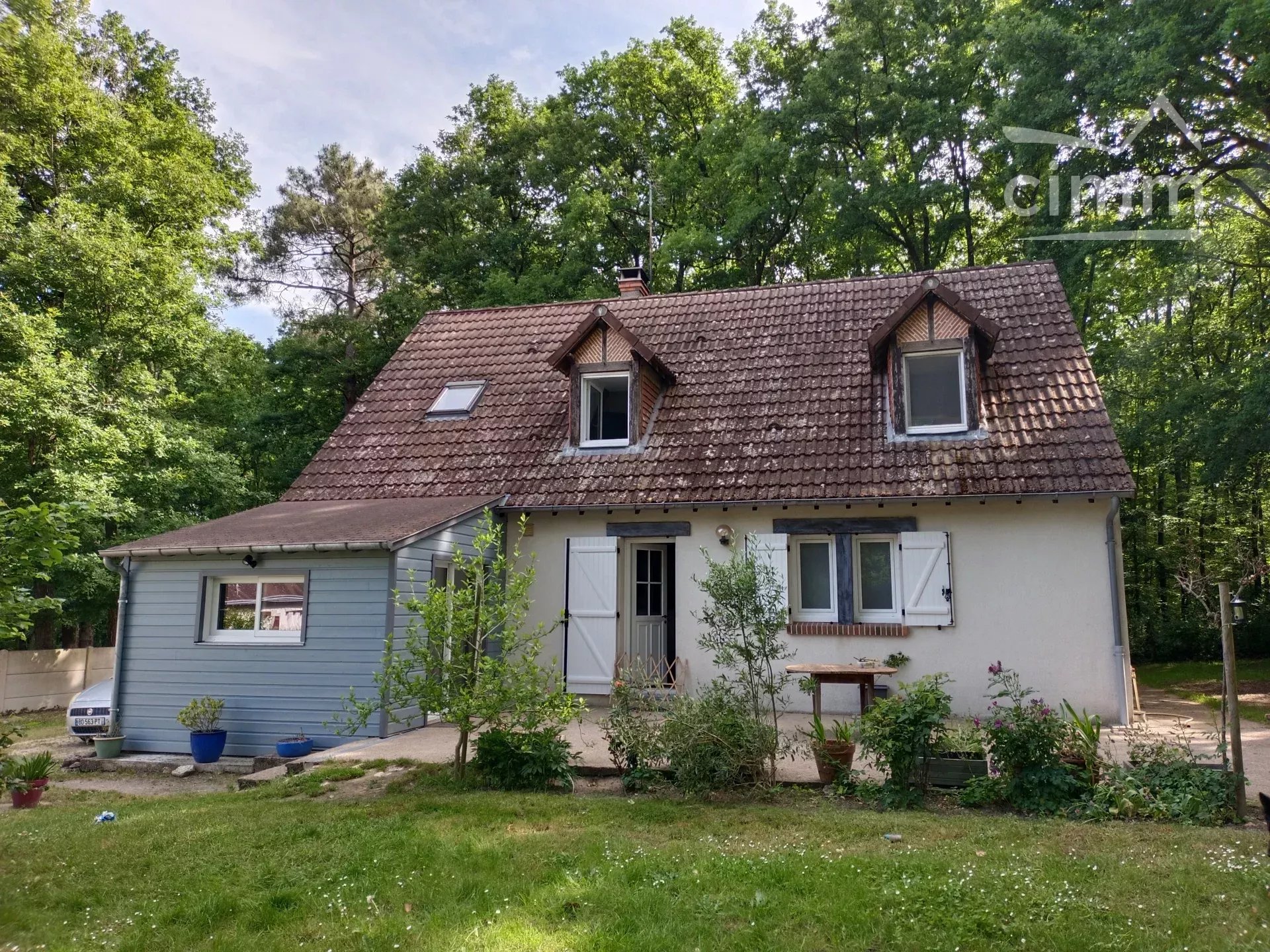 Agence immobilière de 