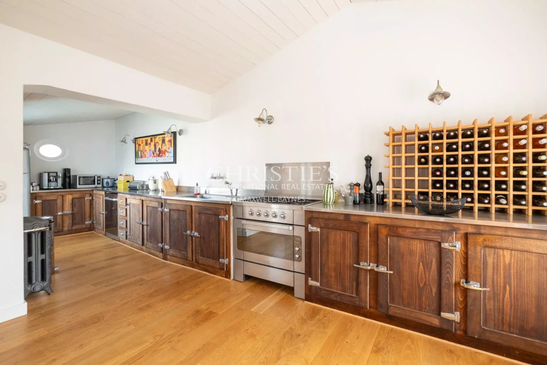 5 Bedroom Villa/Townhouse's Image 7