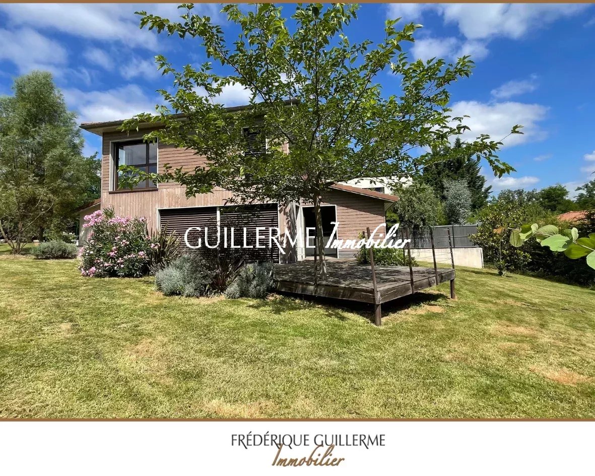 A VENDRE A Louer / Villa Dardilly 4 Chambres