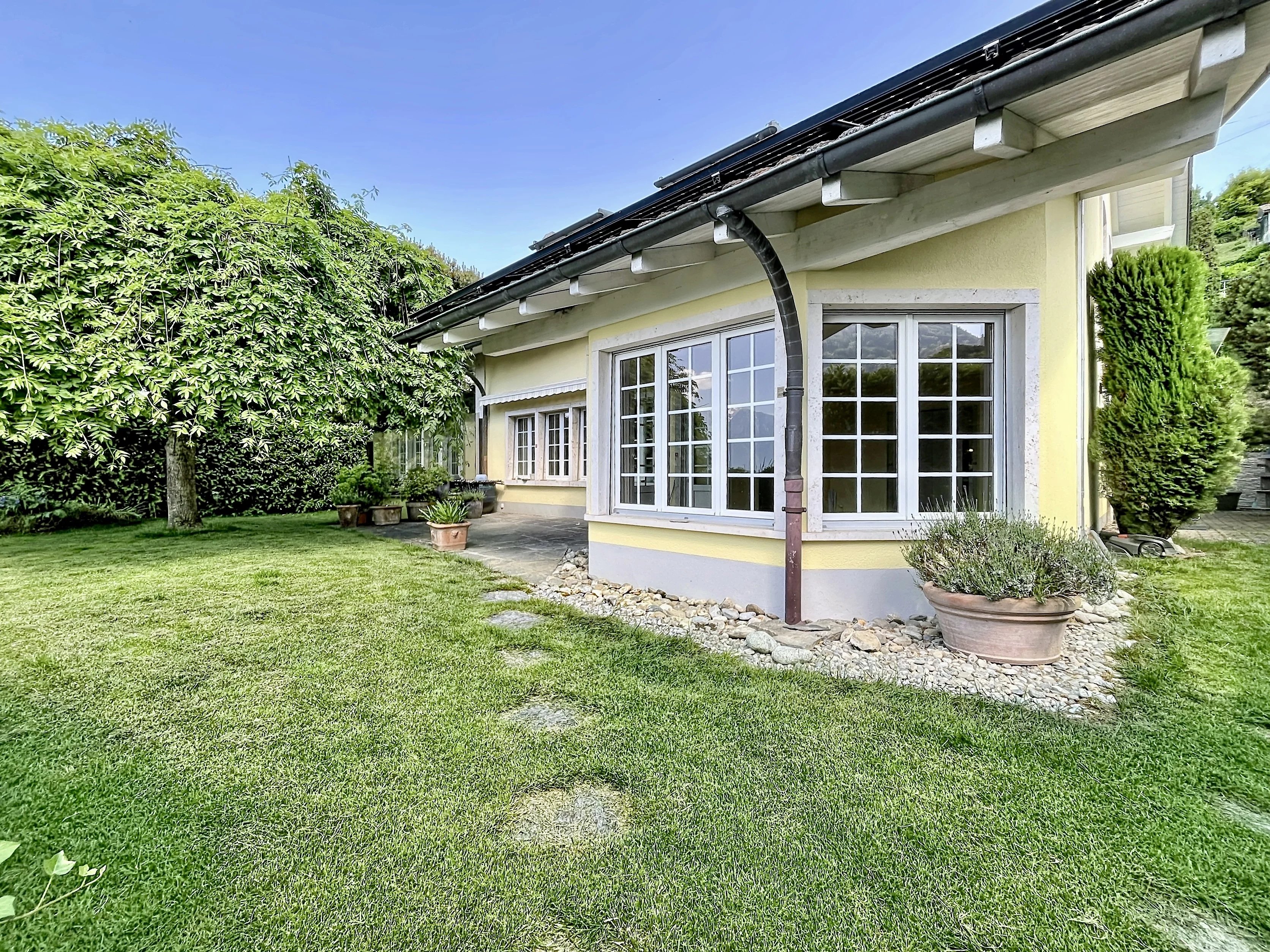 Maison au calme avec jardin et vue sur le Lac