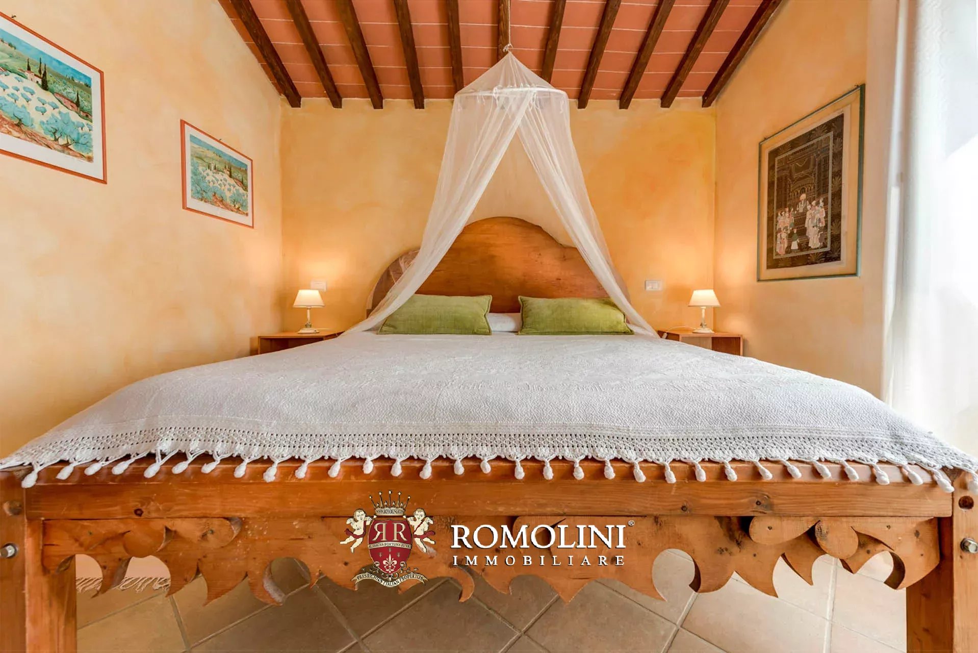 18 Bedroom Villa/Townhouse's Image 69