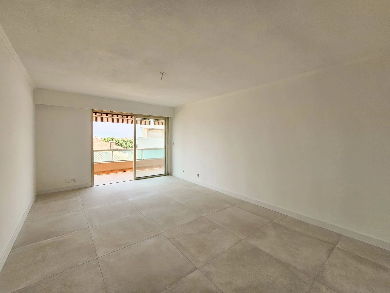 SAINT RAPHAEL HYPER CENTRE VILLE T3