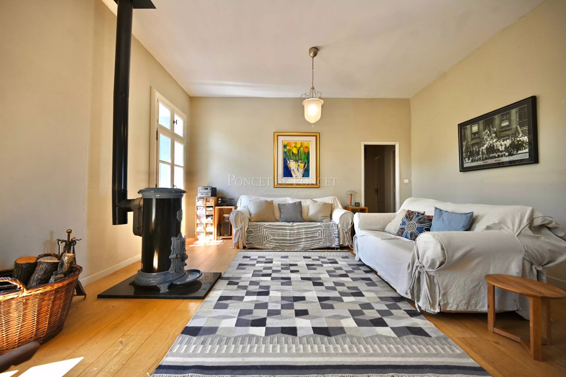 3 Bedroom Vineyard's Image 3