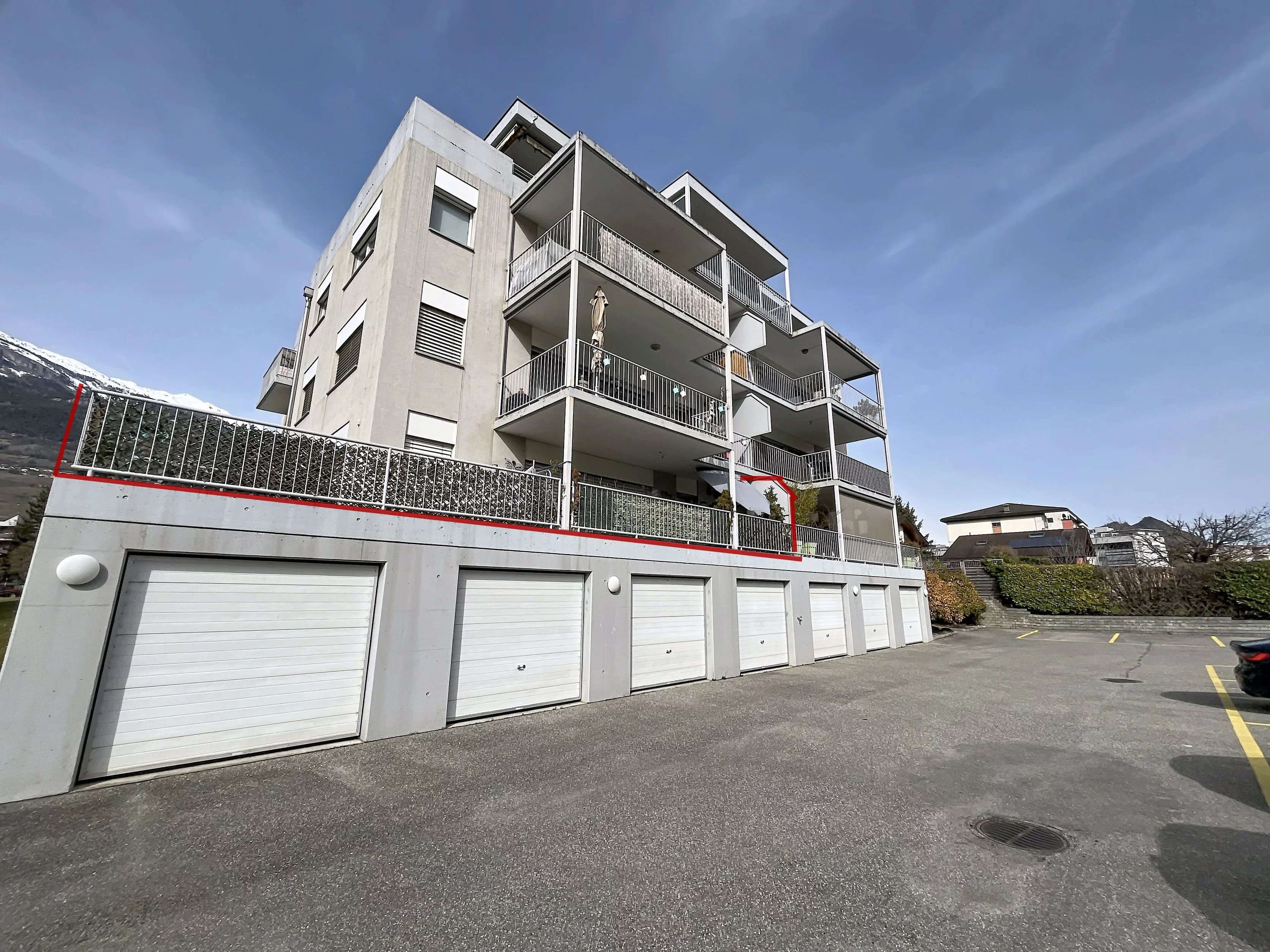 Spacieux 4.5 pièces avec grande terrasse et vue dégagée à Conthey - Photo 2