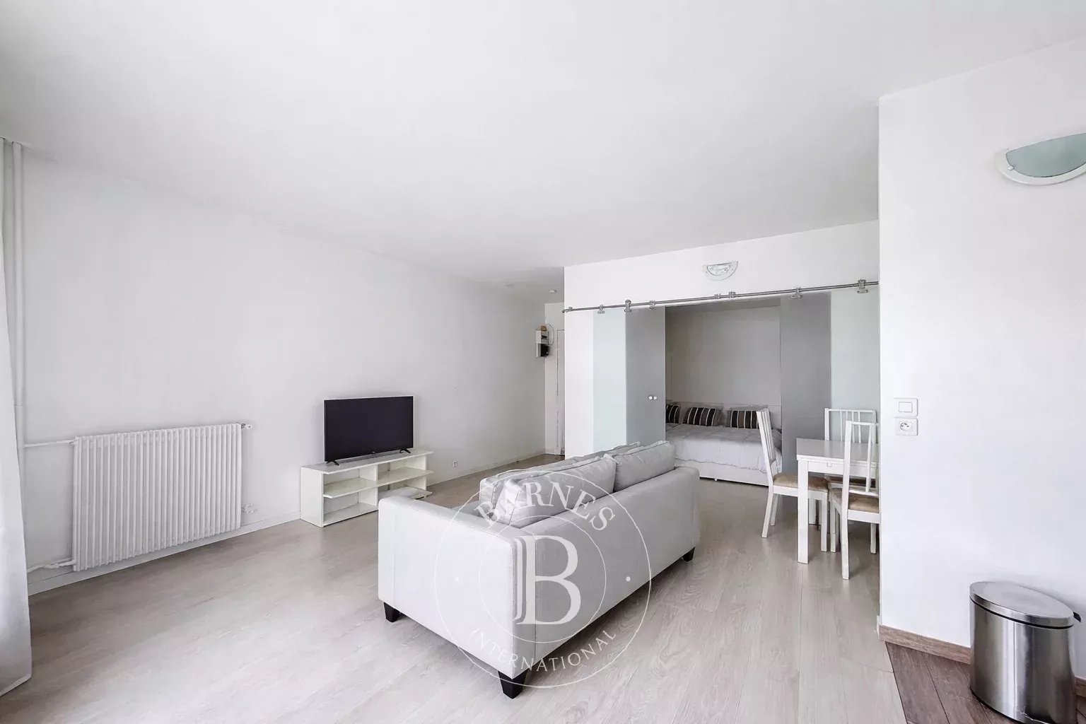 Neuilly-sur-Seine  - Appartement 2 Pi&egrave;ces, 1 Chambre - picture 4