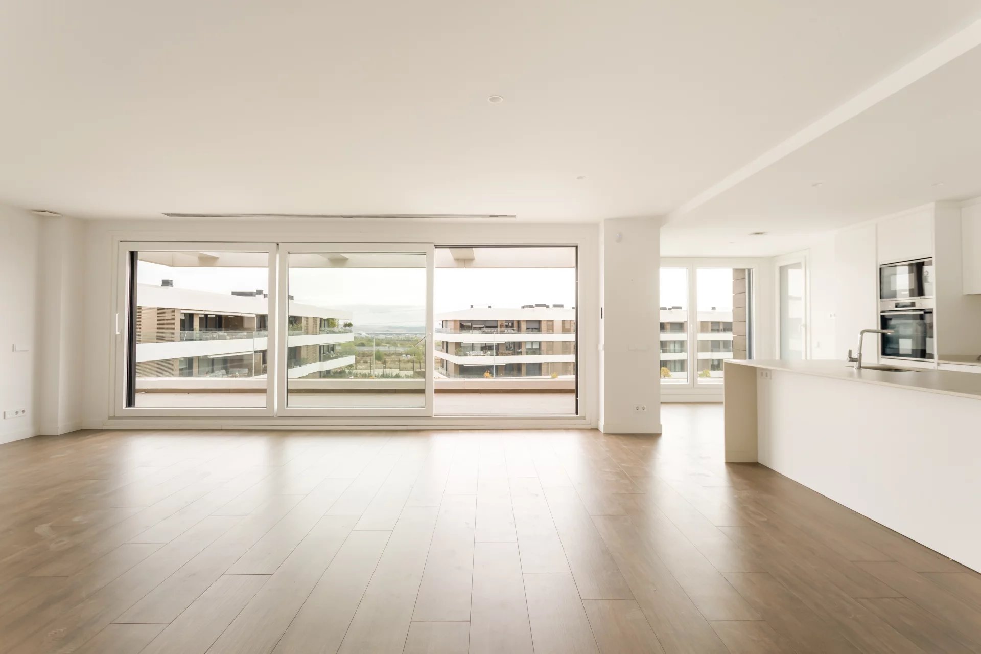 Luxury Penthouse with Panoramic Terrace