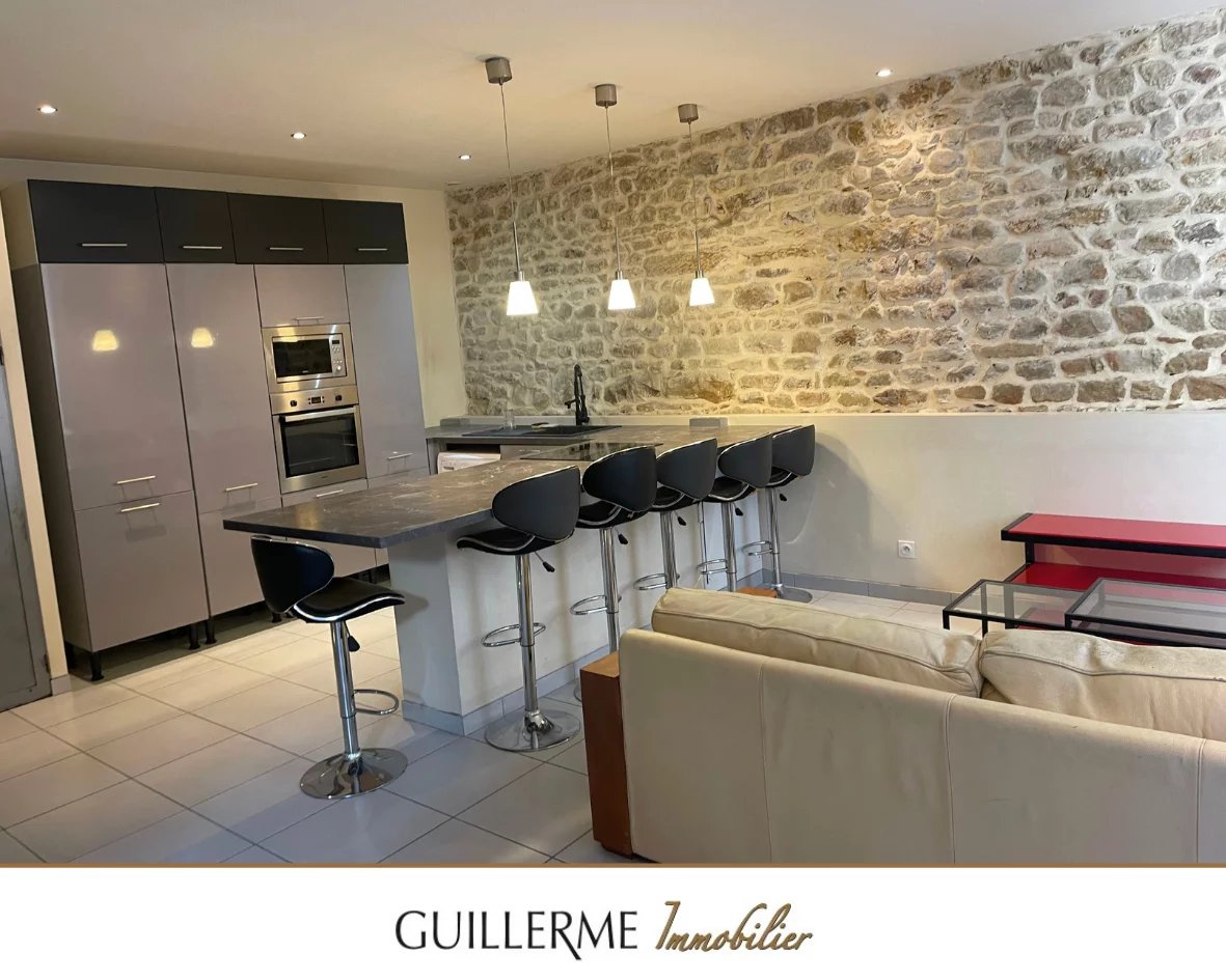 A VENDRE Charmant T2 meublé au coeur de Dardilly le Bas