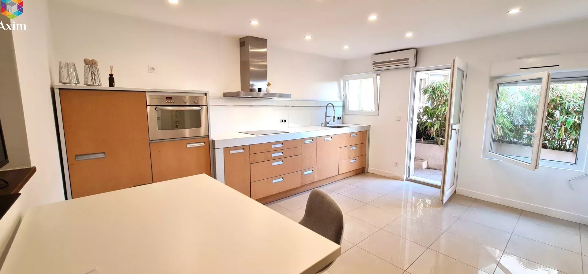 Agence immobilière de 