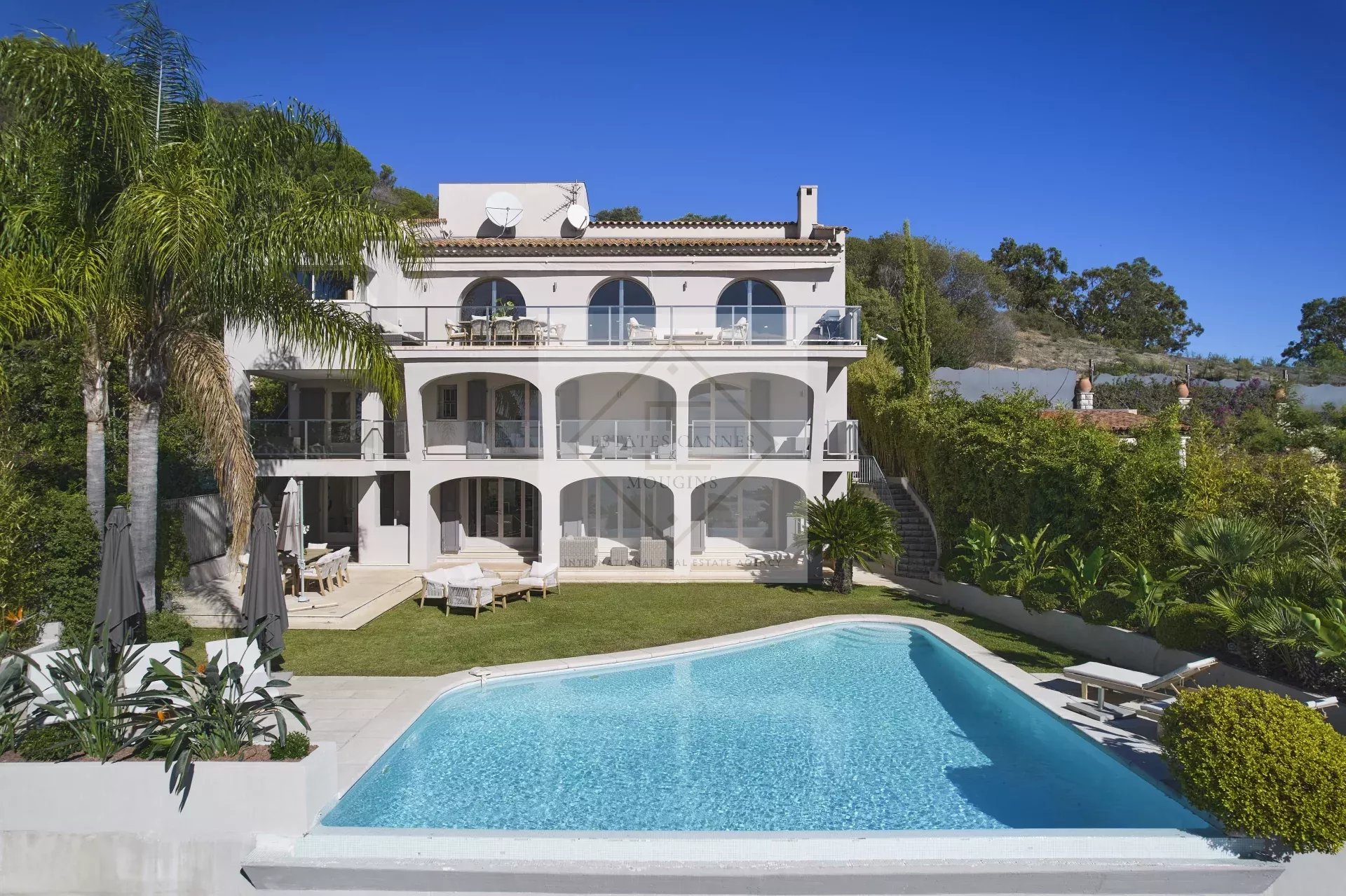 Villa à Cannes dans le quartier de la Californie — photo 20
