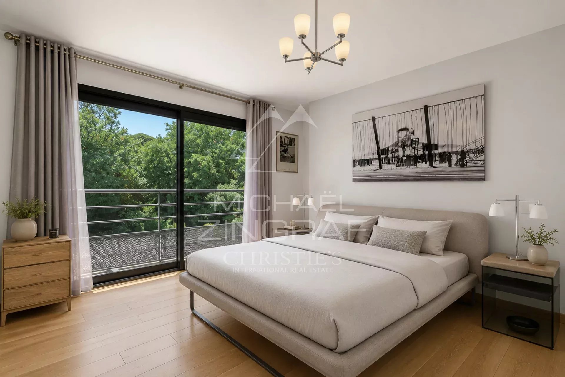 6 Bedroom Villa/Townhouse's Image 7