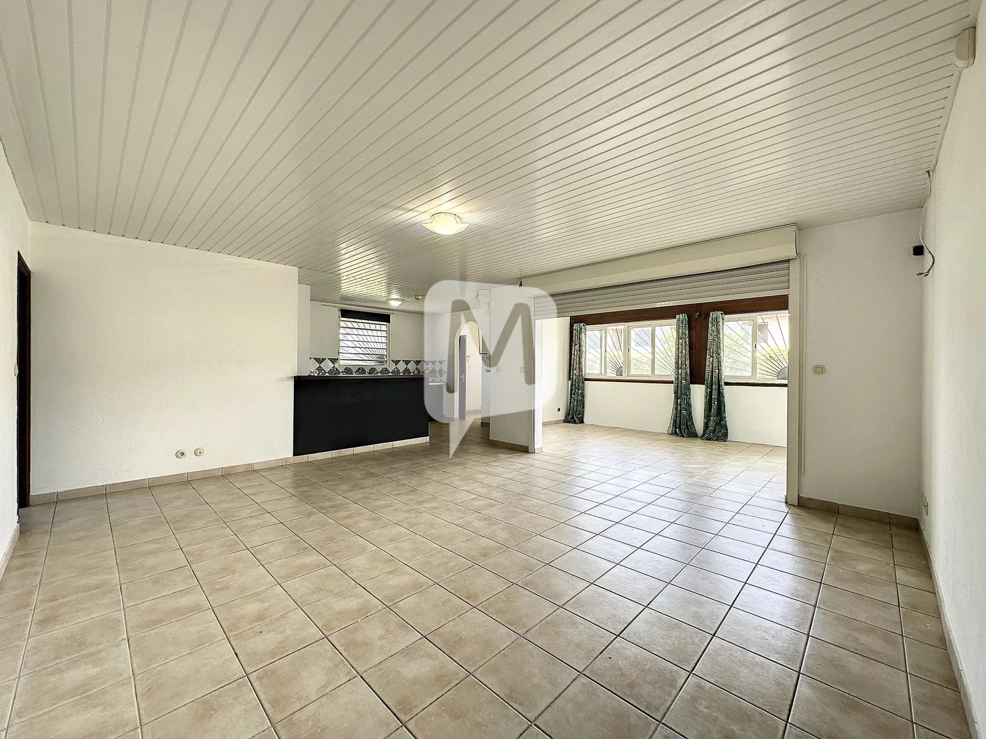 Dpt Guyane (973), à vendre MACOURIA maison P4 de 125.52 m2 sur un terrain de 790 m2