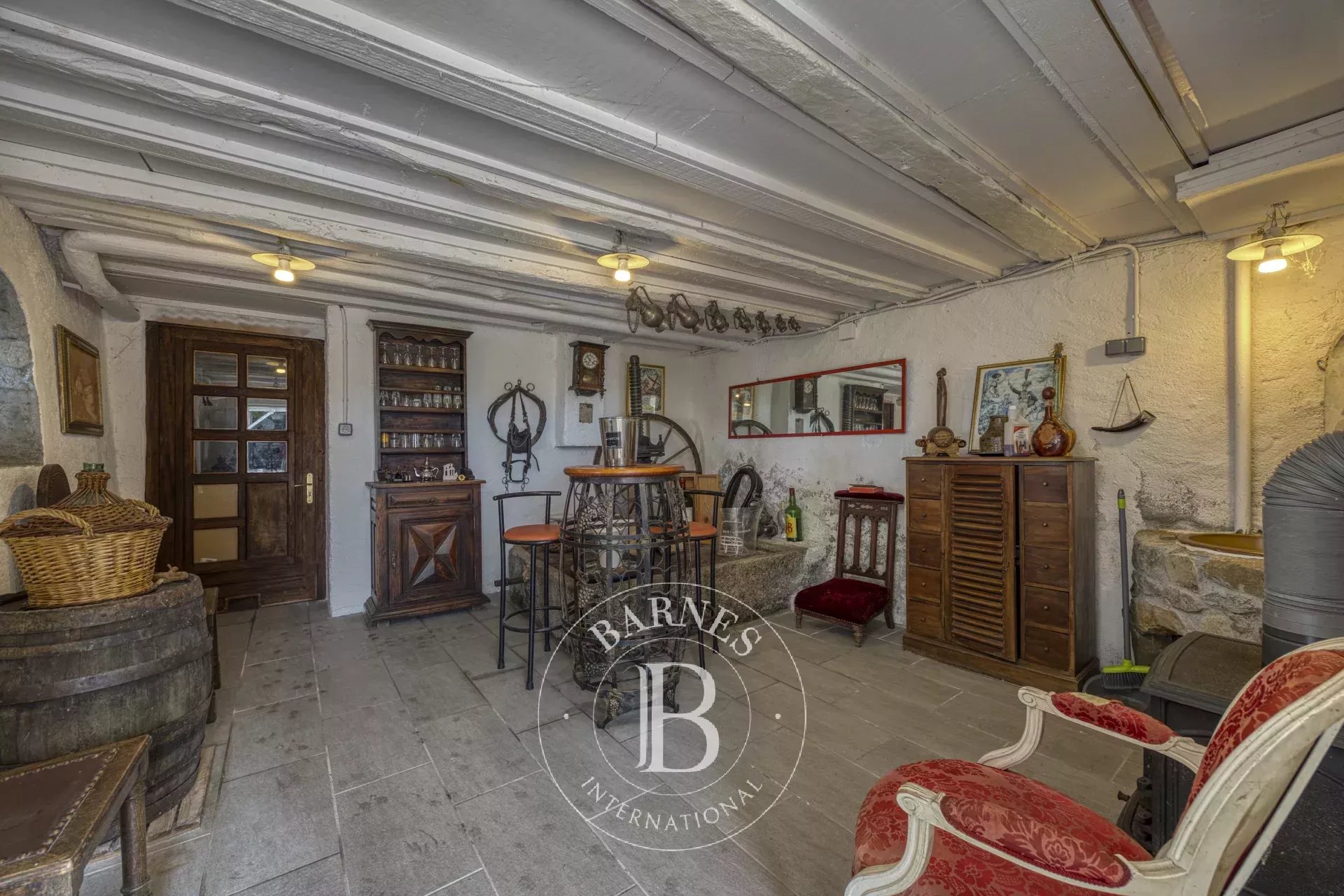 Ev Cranves-Sales - picture 23