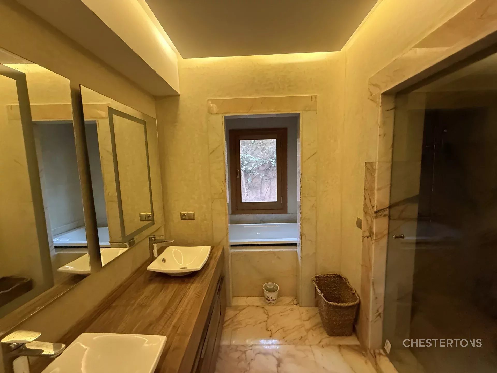 Image of Property - 10 Bedrooms for Sale in Marrakech-Ménara-Marrakech-Morocco, Image 60