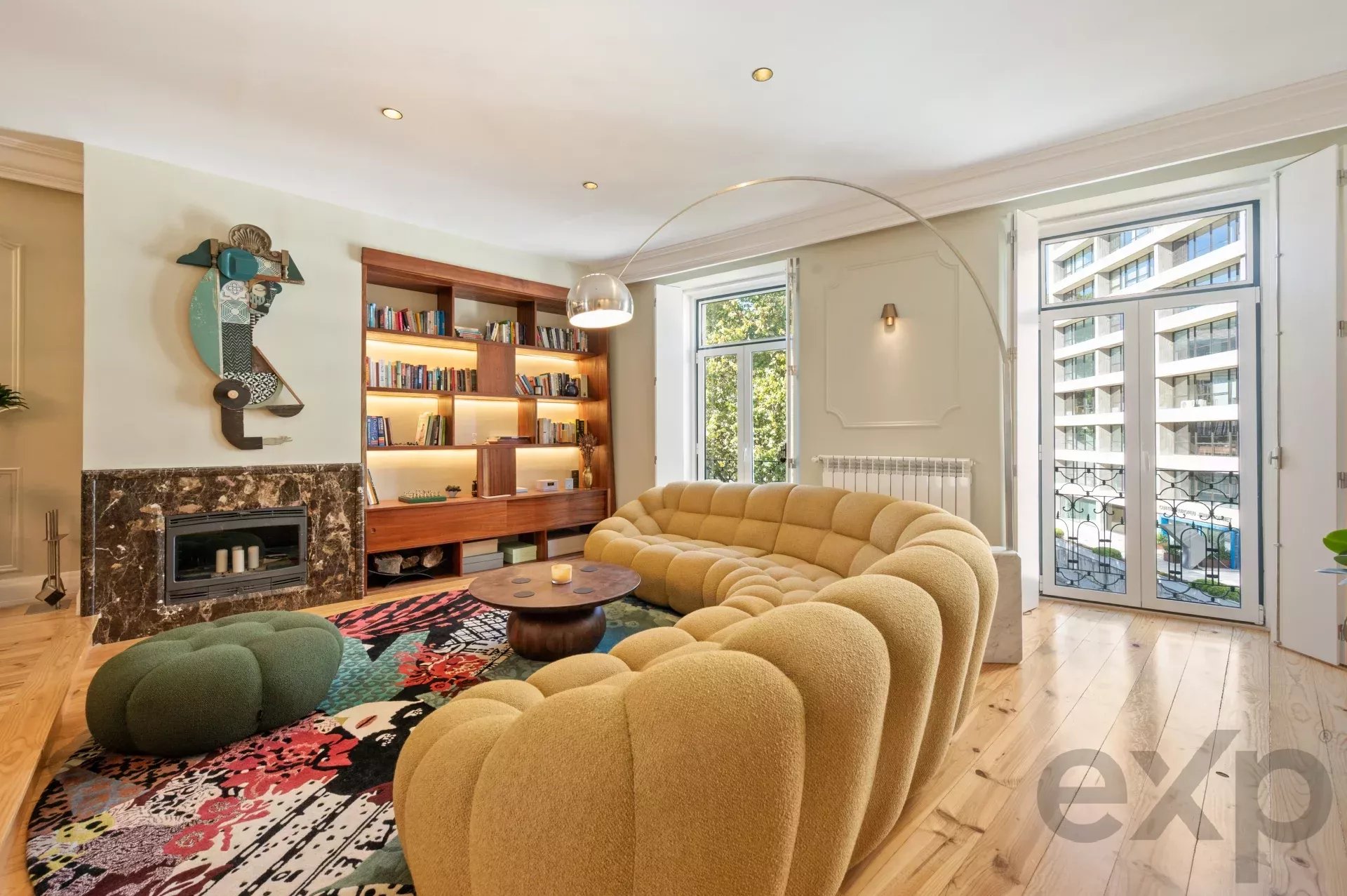 Elegant T2 + 1 Penthouse in Downtown Lisbon 86935832 image 1