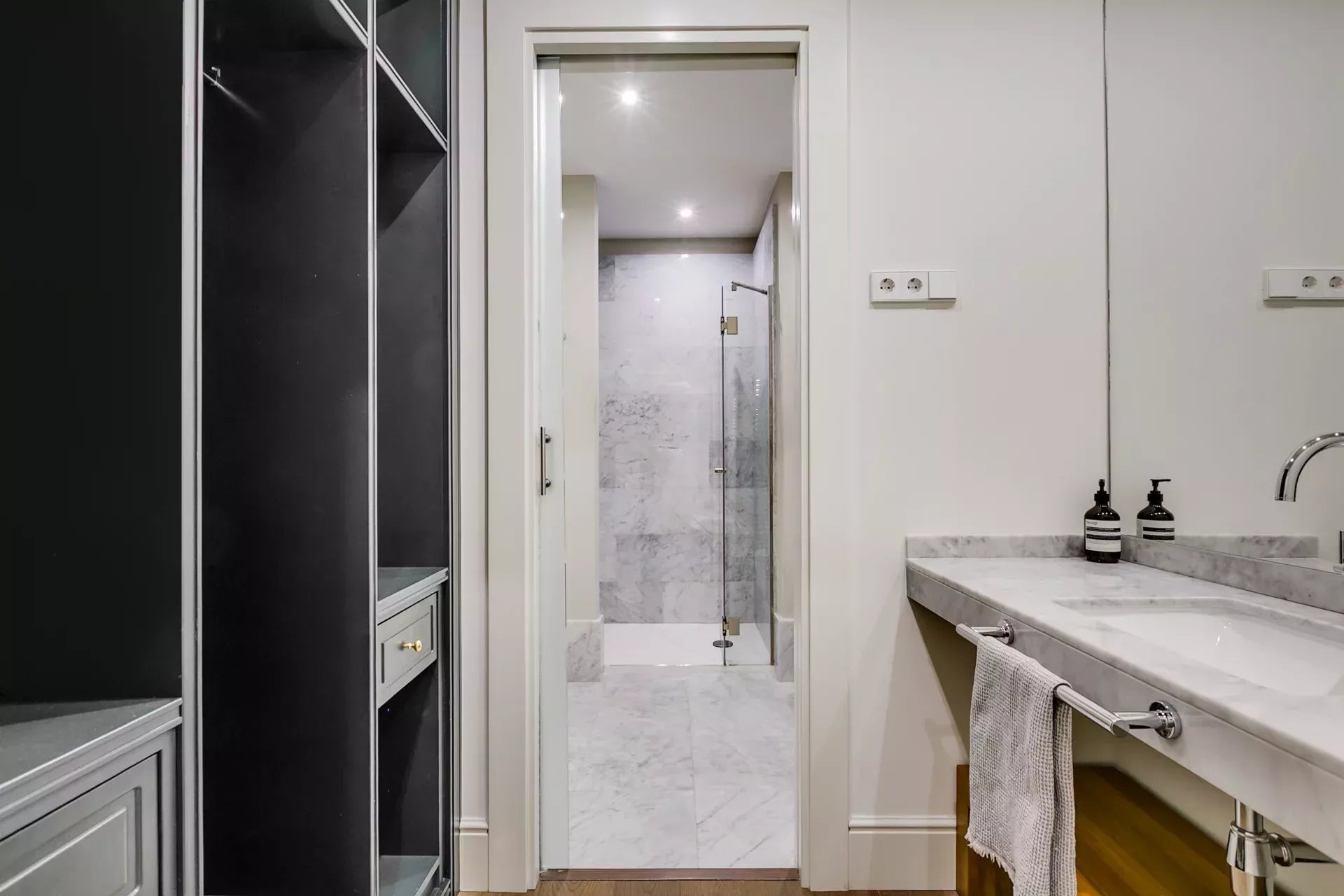 Daire Madrid - picture 24