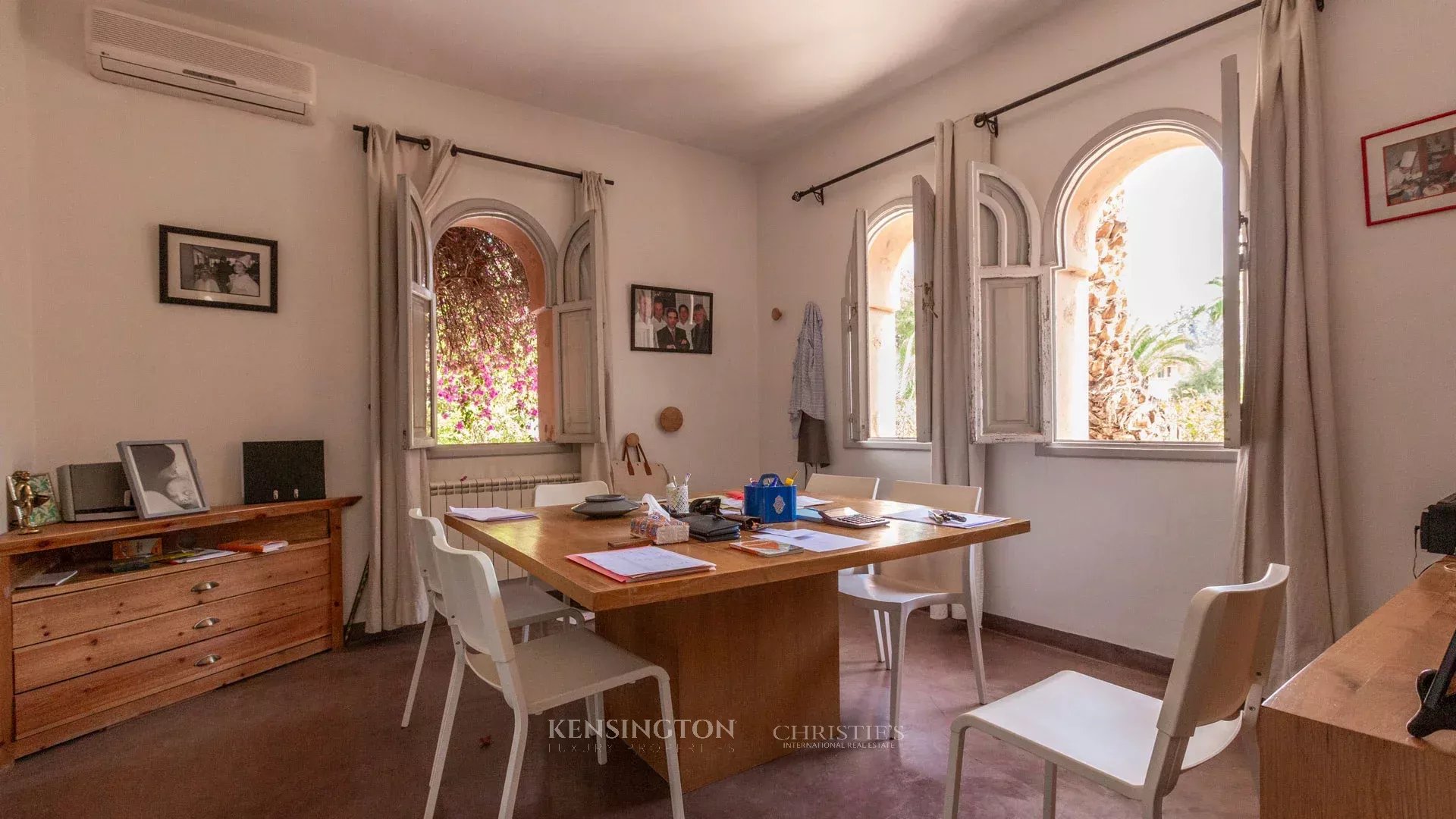 11 Bedroom Villa/Townhouse's Image 29