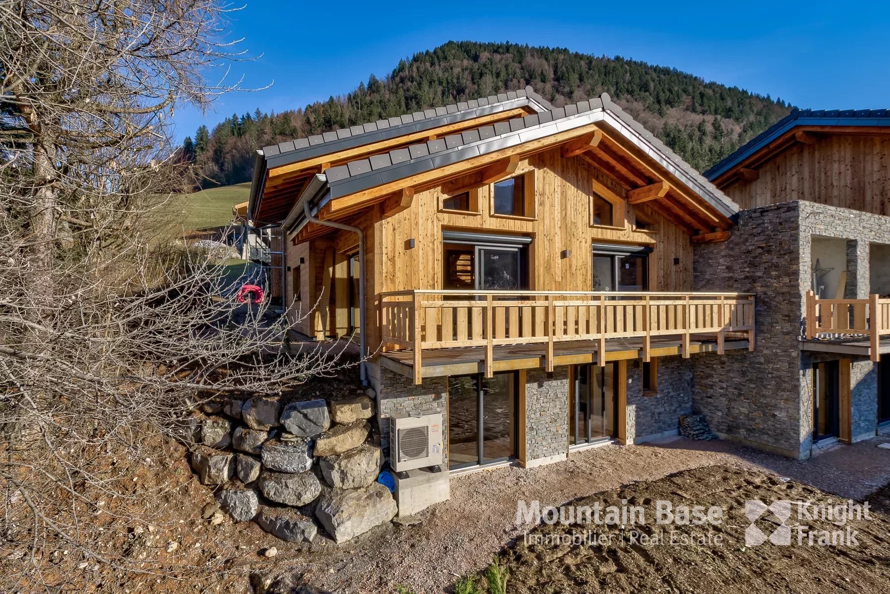 Photo of New 4 bedroom semi-detached chalet with mountain views in Morzine