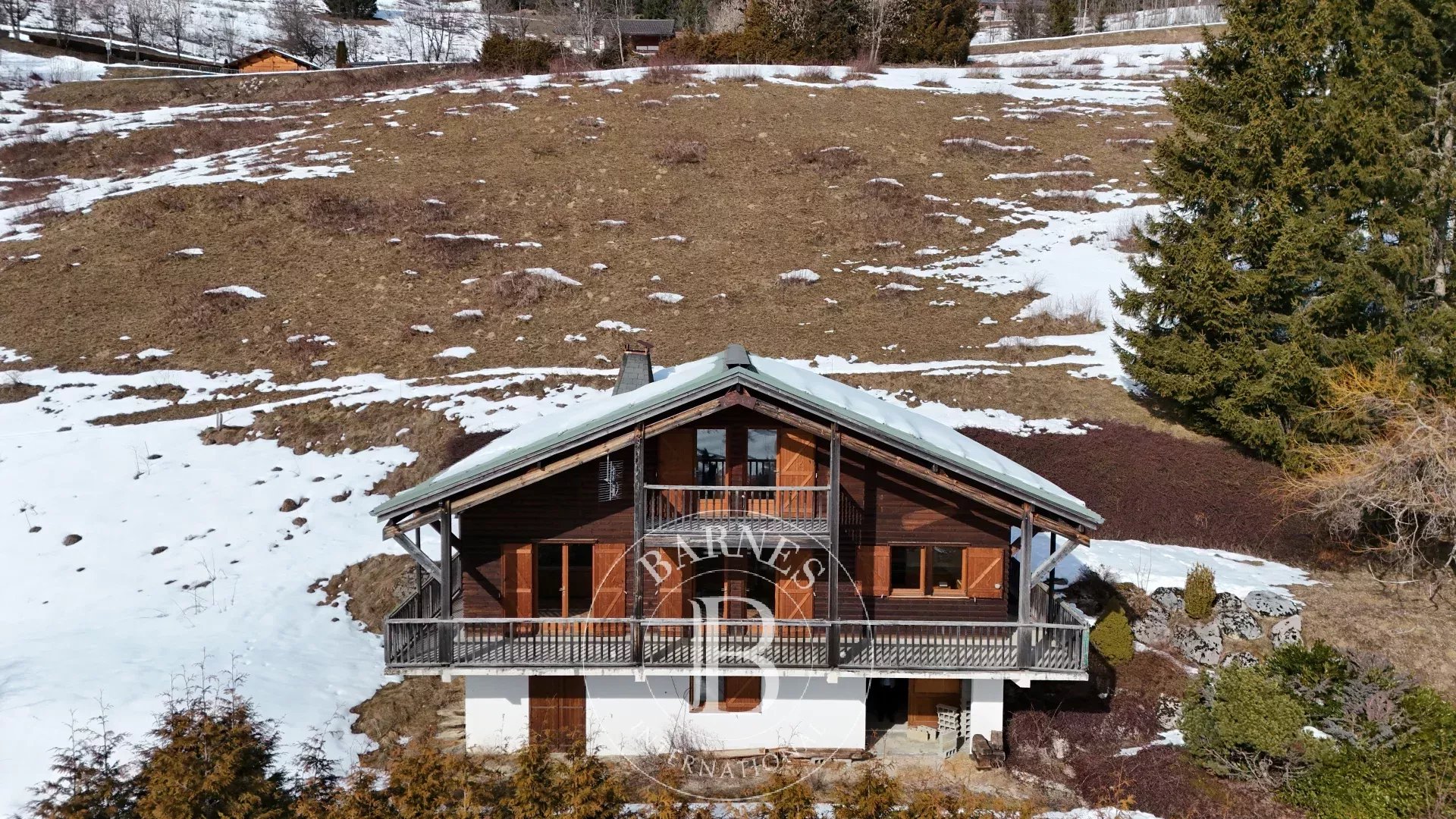 Photo of Les Gets - Chalet to renovate - 187 sqm - Beautiful view