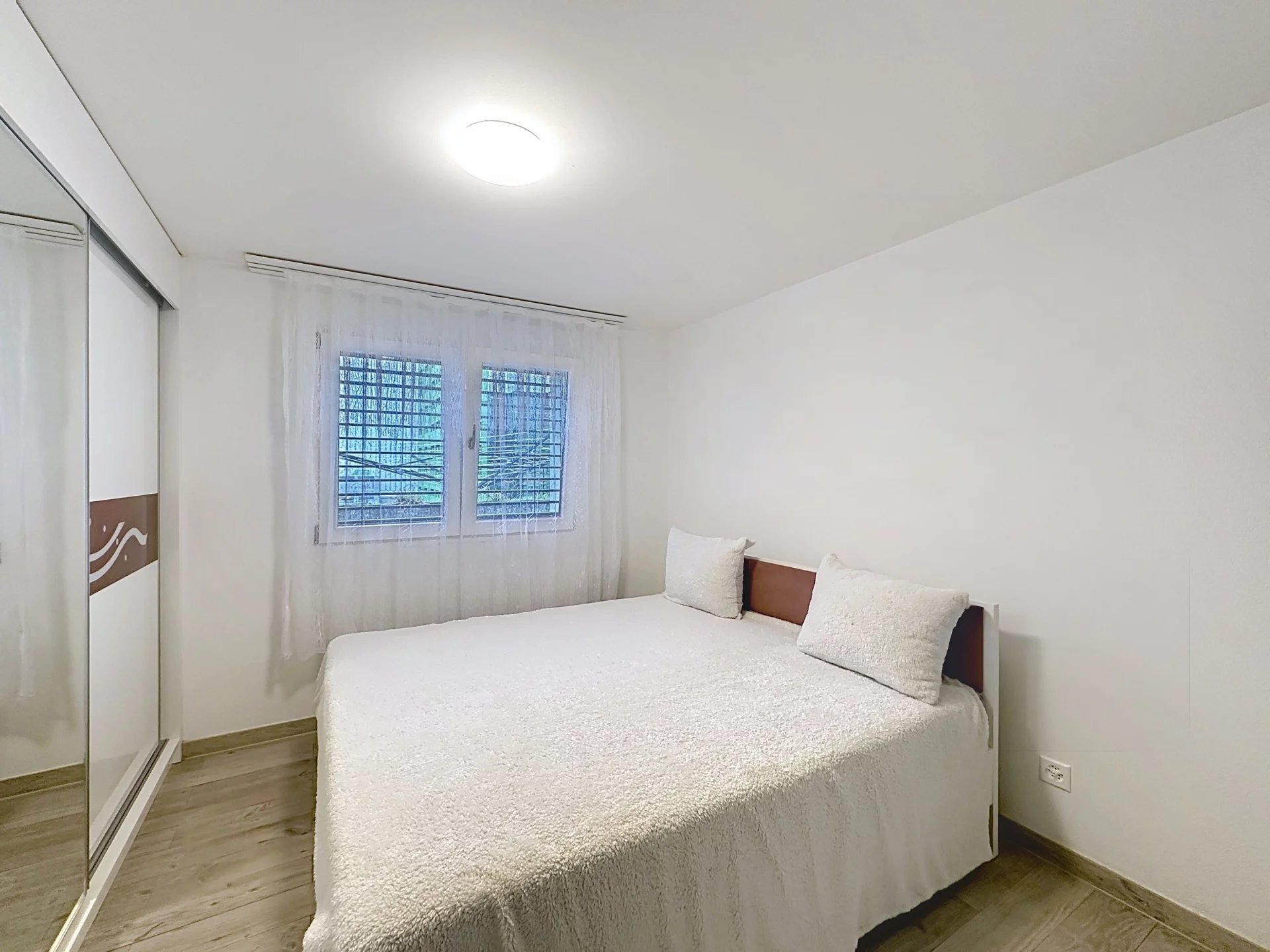 Villa de deux appartements 4.5 pièces