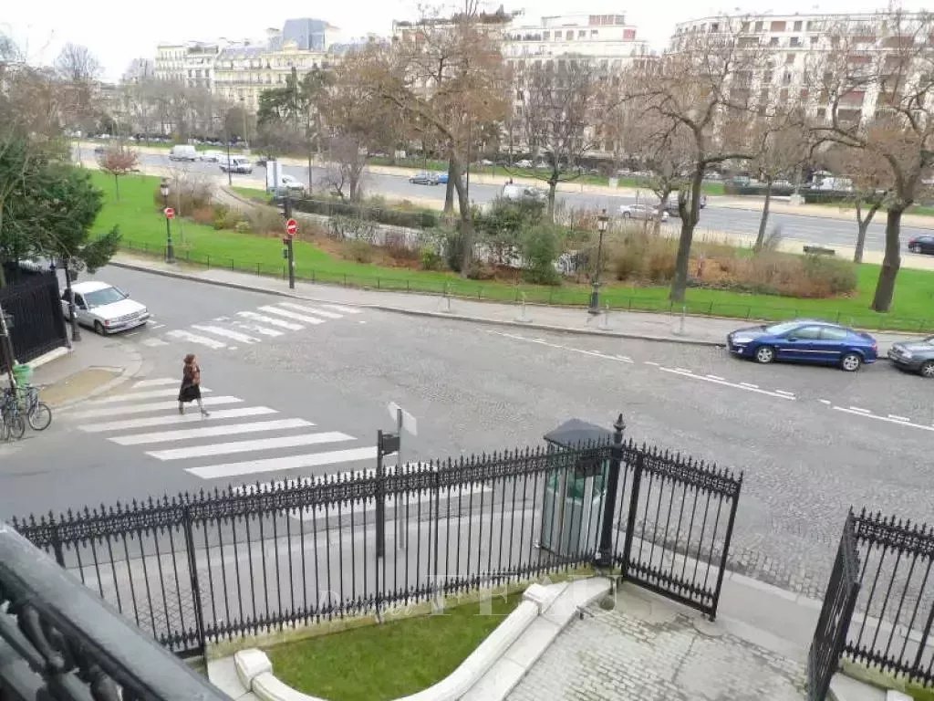 Location Appartement Paris 16ème