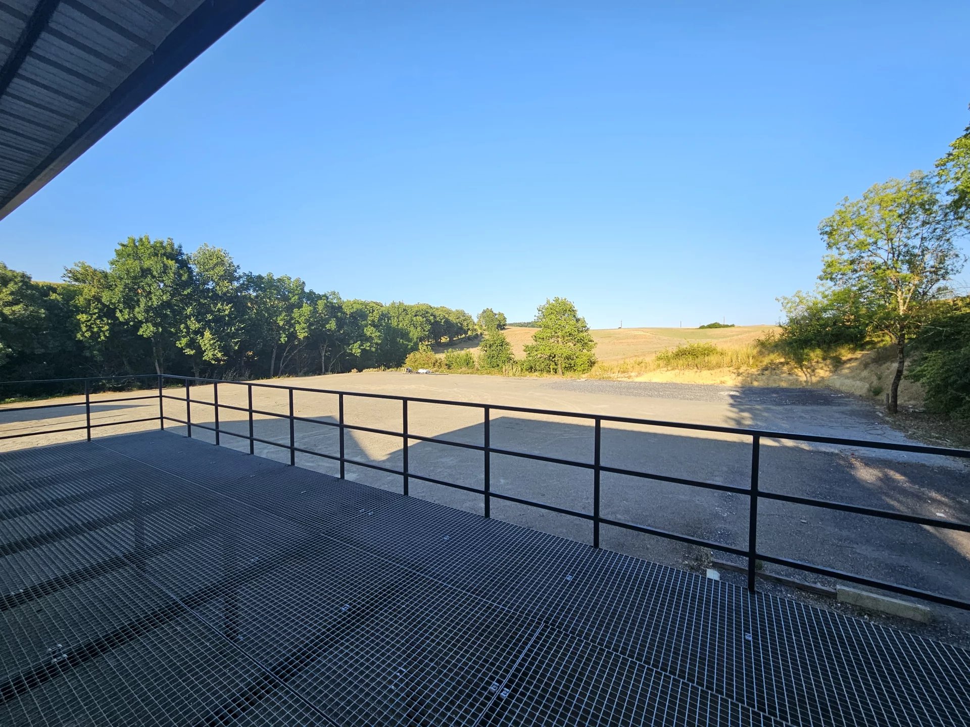 Rental Retail space Auch