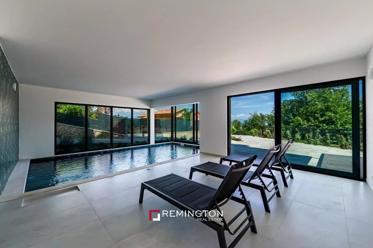 4 Bedroom Villa/Townhouse's Image 7