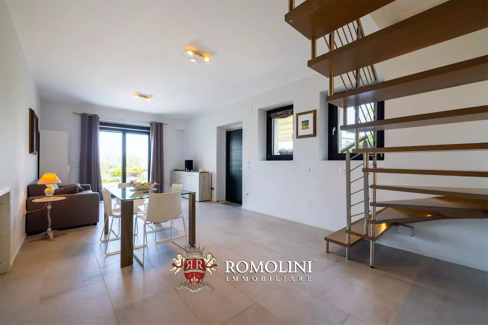 5 Bedroom Villa/Townhouse's Image 46
