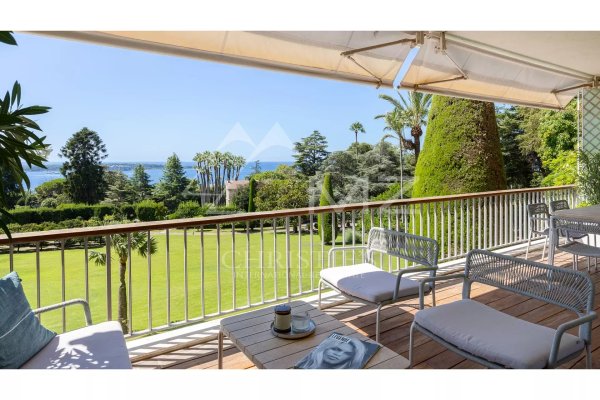 SOLE AGENT: 4 contemporary rooms in a prestigious residence — photo 2