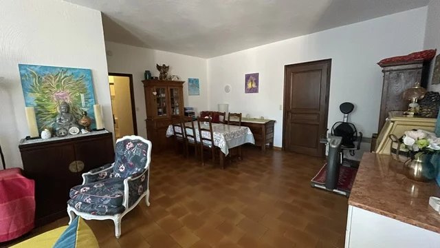CALLIAN dans maison de village 3P de 90 m²