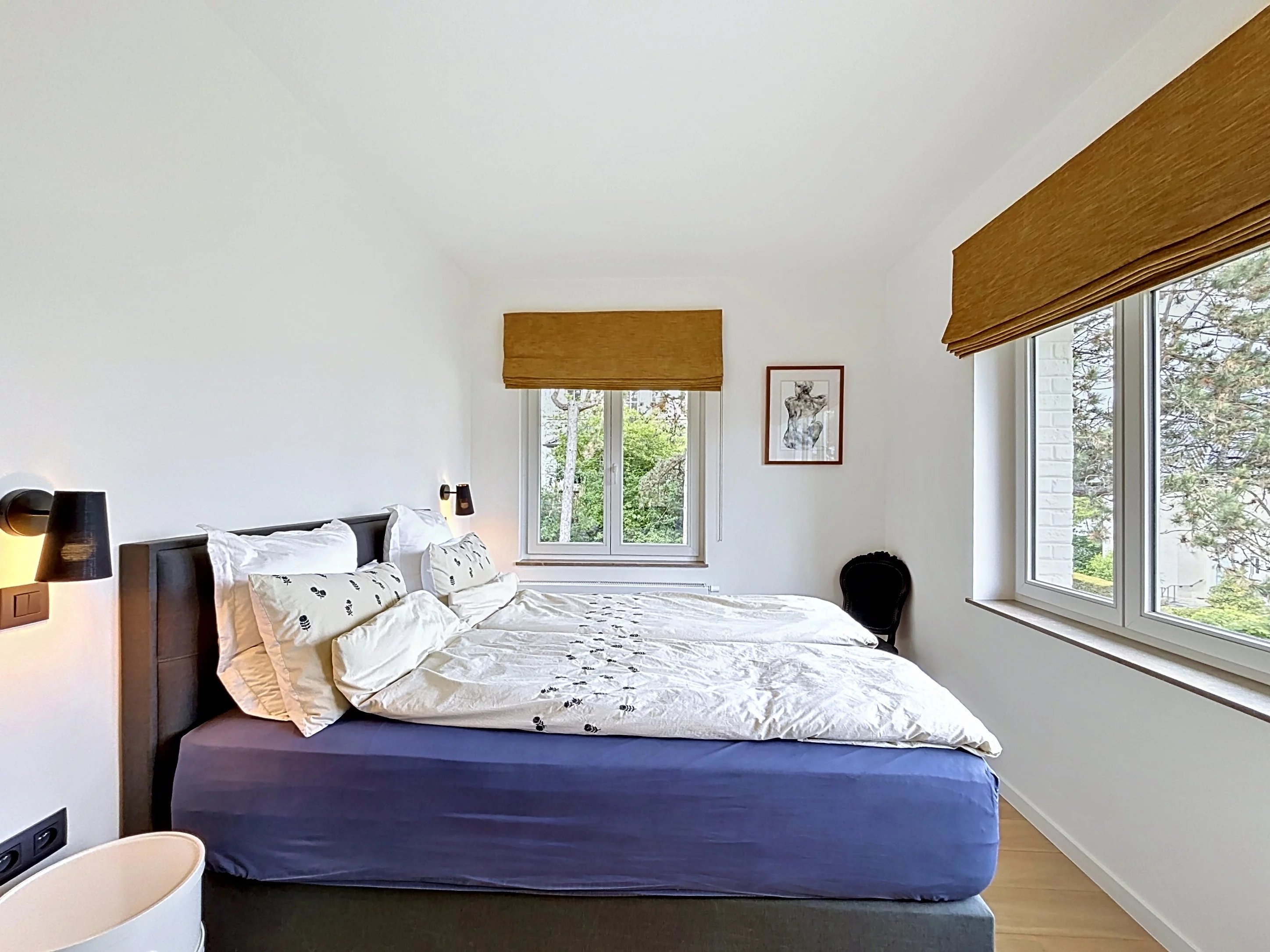 Observatory Neighborhood, a 3-facade house fully renovated on a 350m2 south-facing plot.