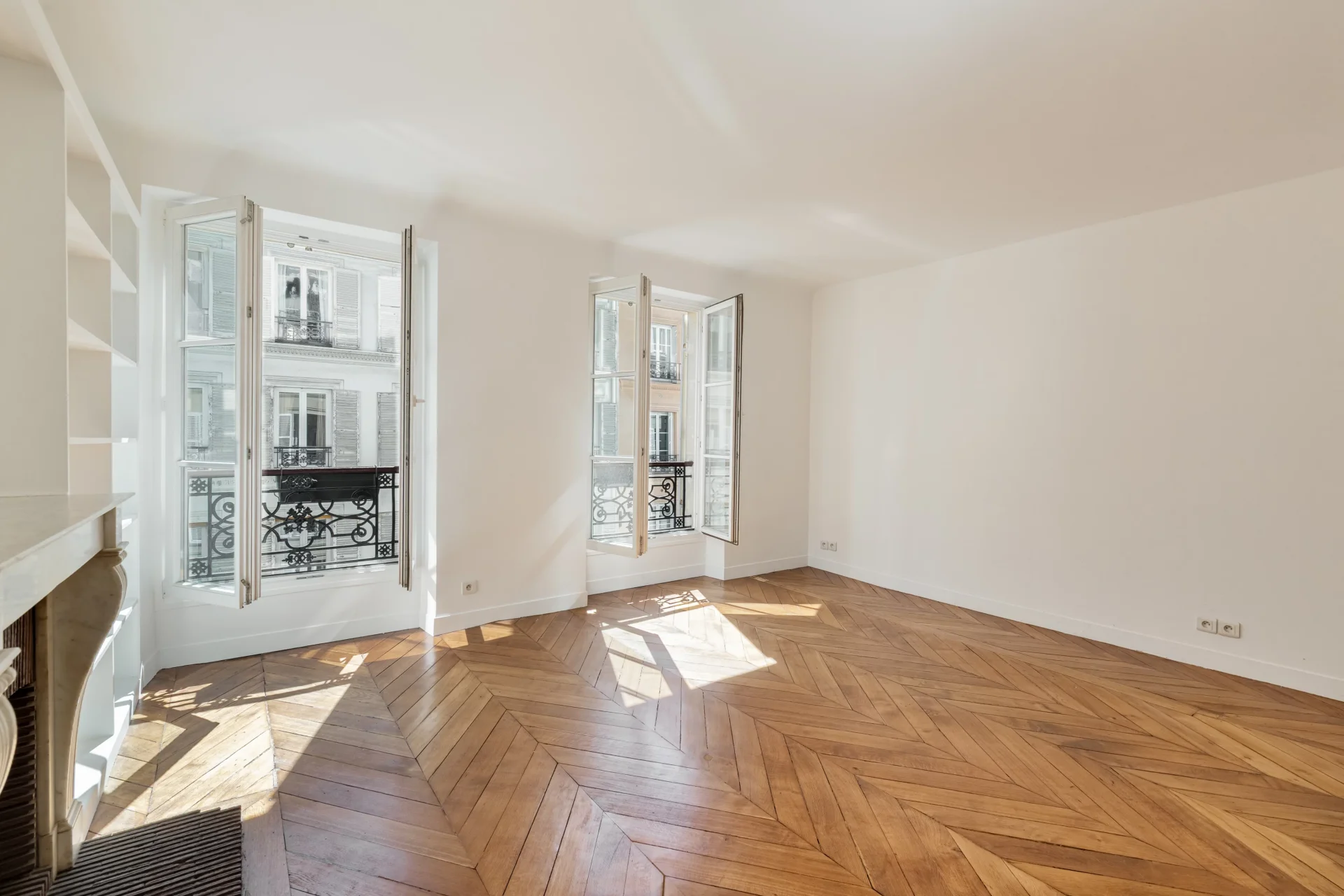 Paris 9e - NOUVELLE ATHÈNES / RUE PAUL ESCUDIER