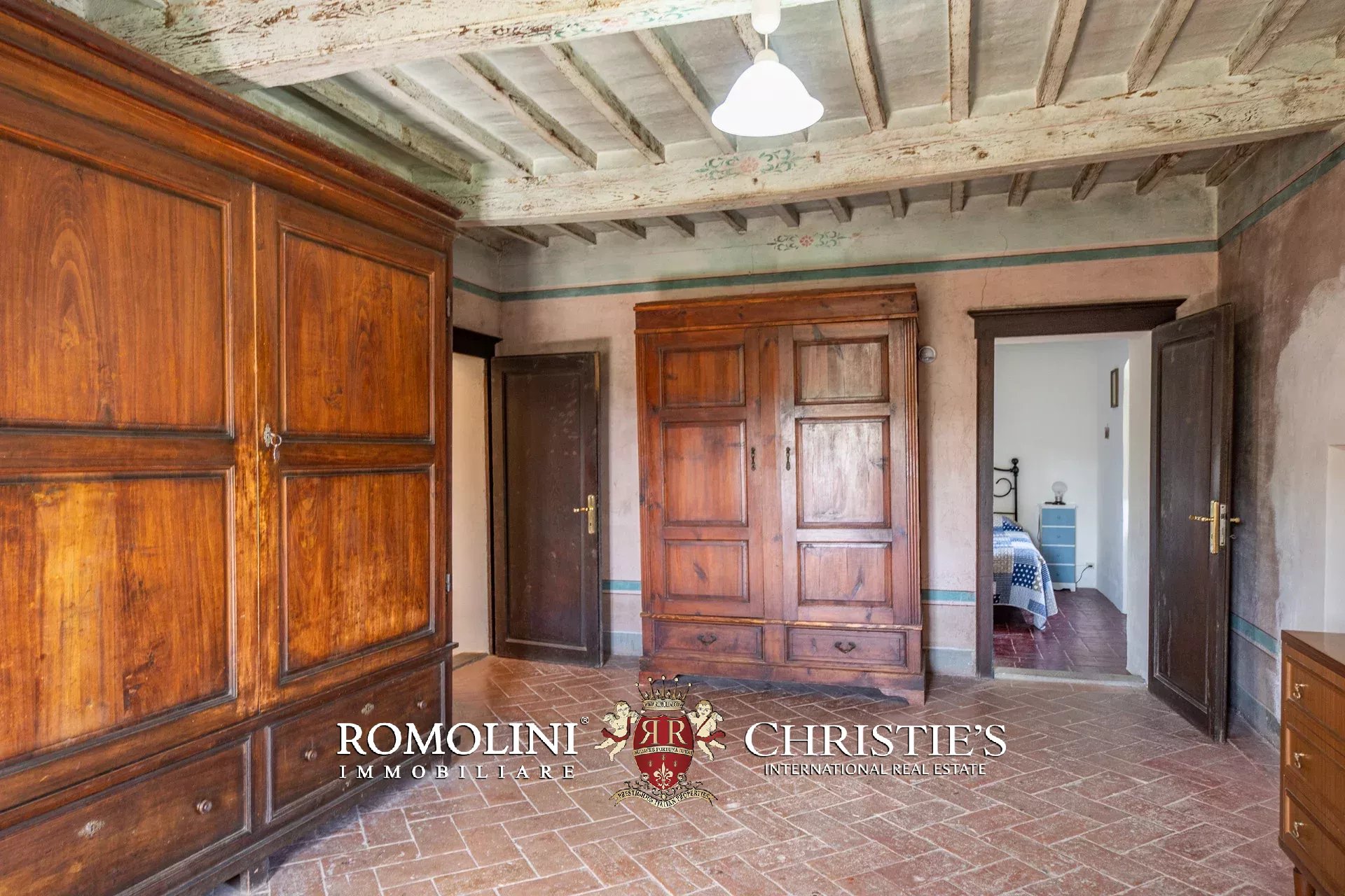 6 Bedroom Villa/Townhouse's Image 65