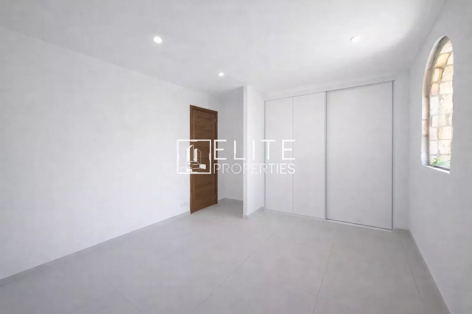 Mouans sartoux T2 - 31.90 m² habitable + 41.50 m² d'extérieur - Photo 2