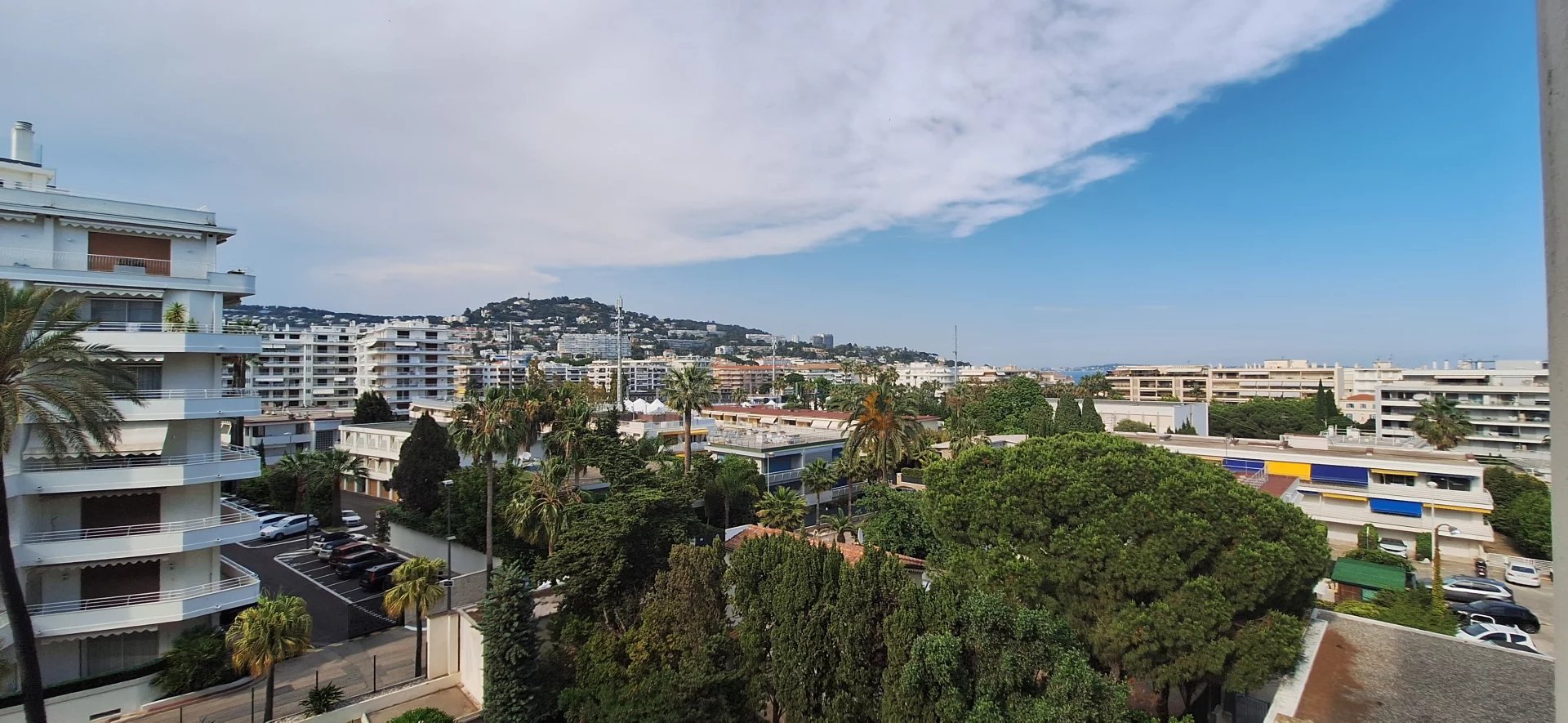 Sale Apartment Cannes Pointe Croisette