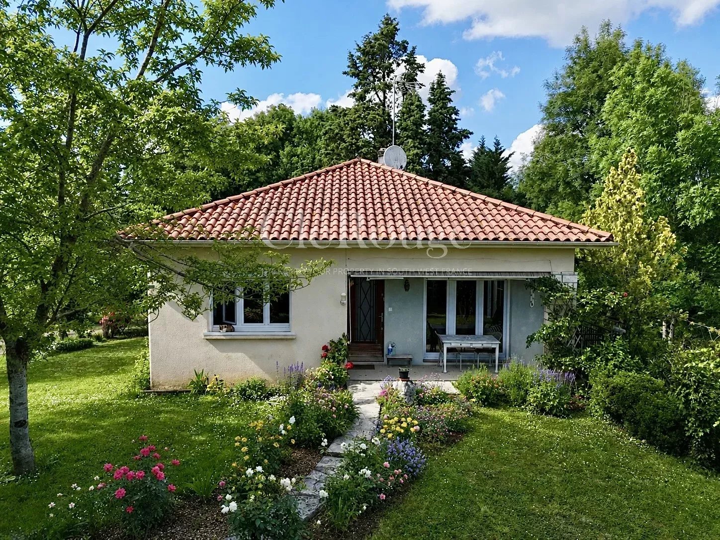 House in Saint-Barthelemy-d'Agenais - view 1