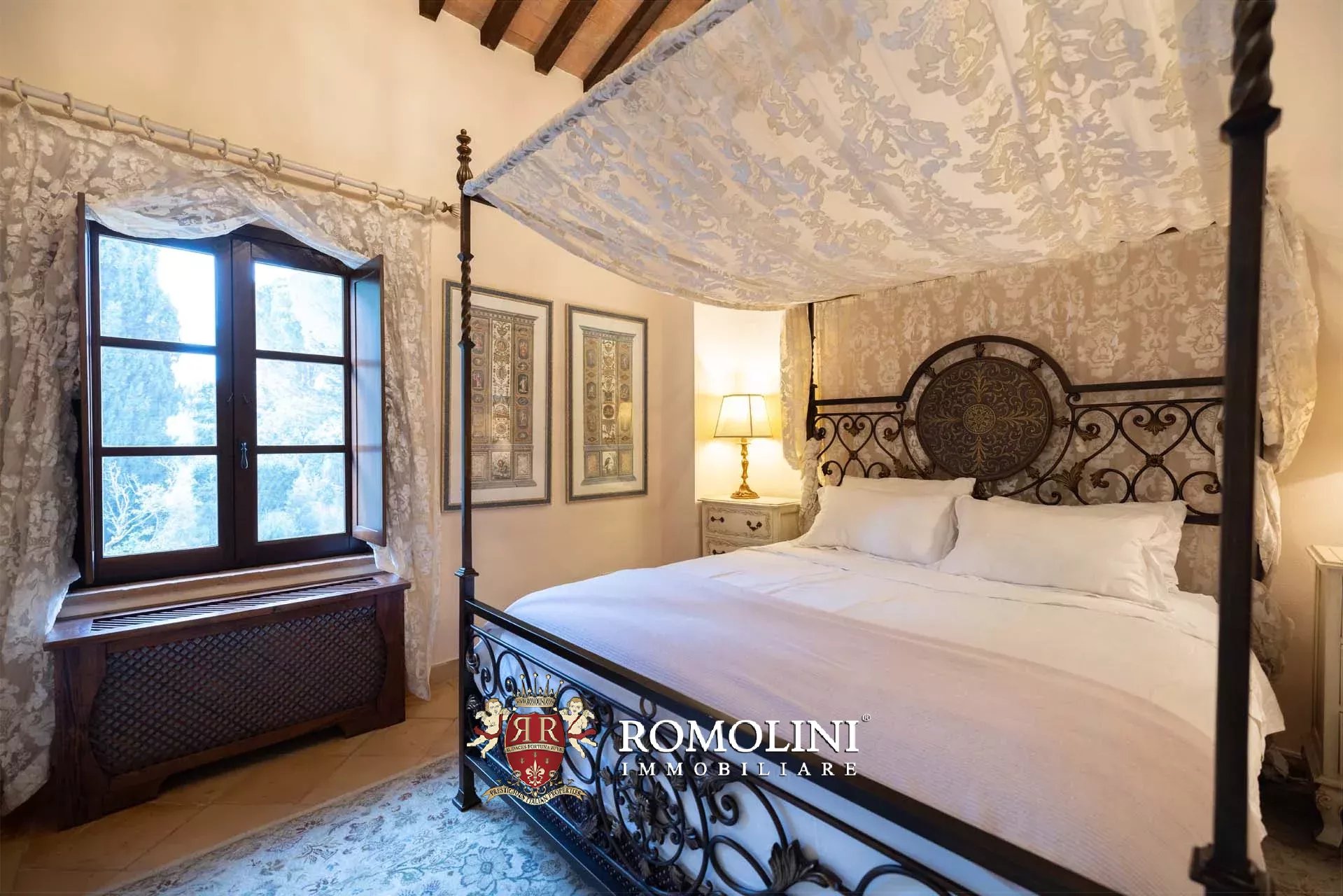 37 Bedroom Villa/Townhouse's Image 200