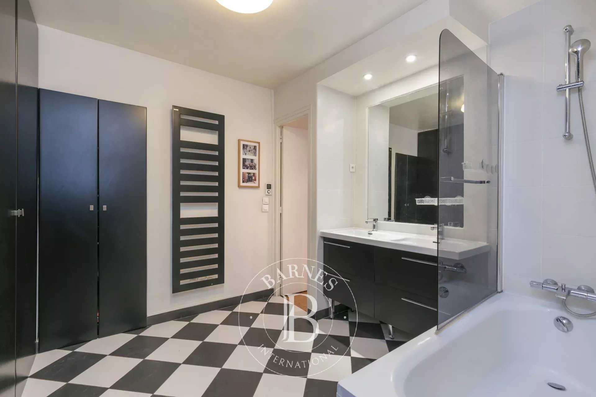 Daire Paris 10ème - picture 7