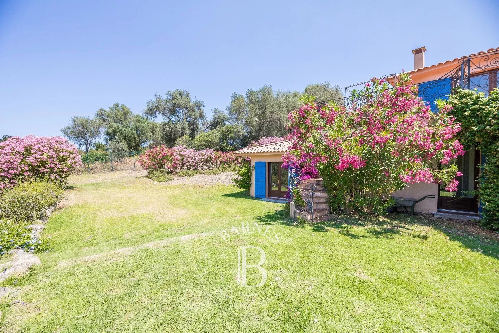 Villa Saint-Florent - picture 6