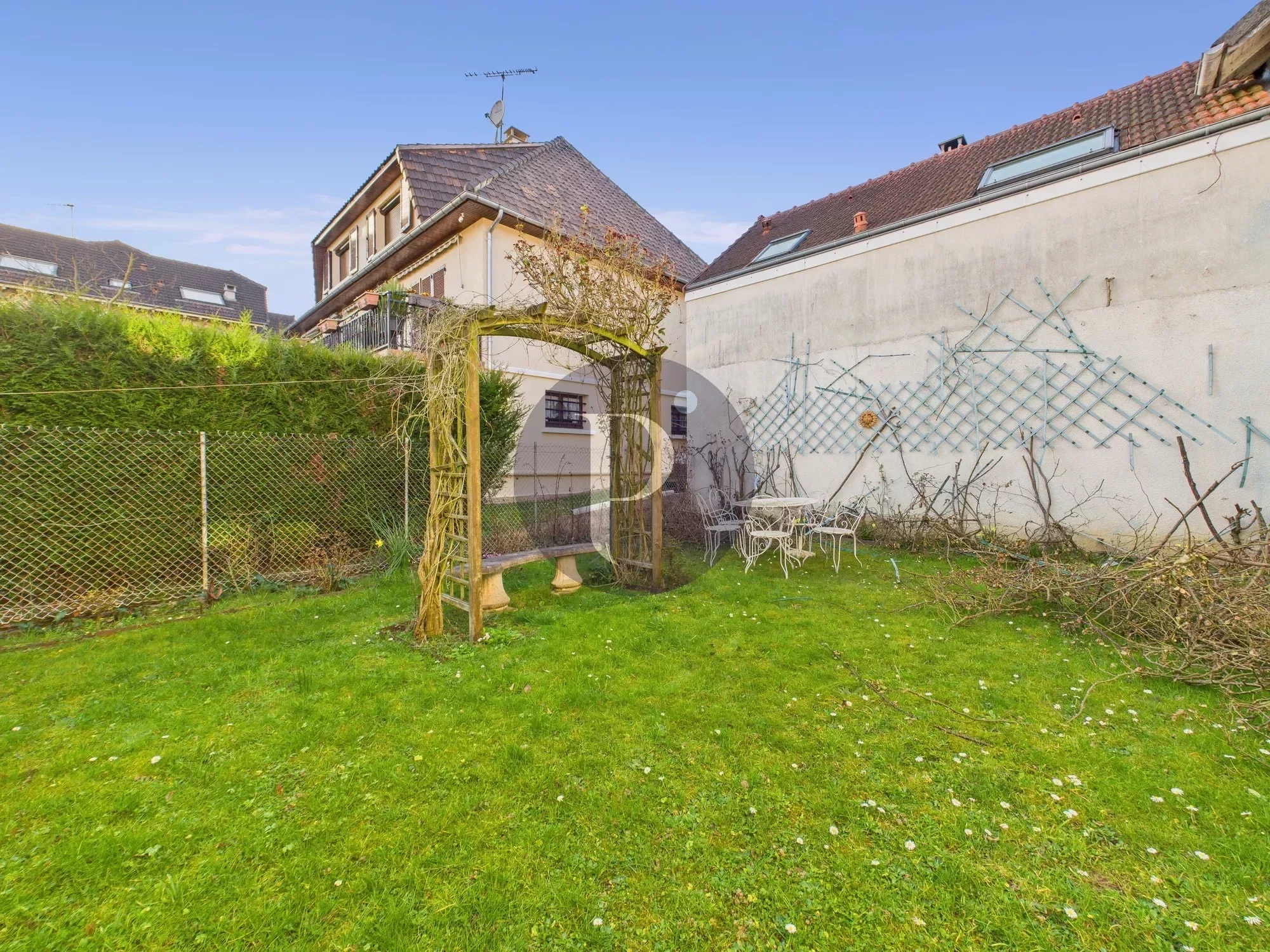 vente-maison-4-pieces-verrieres-le-buisson-85628128